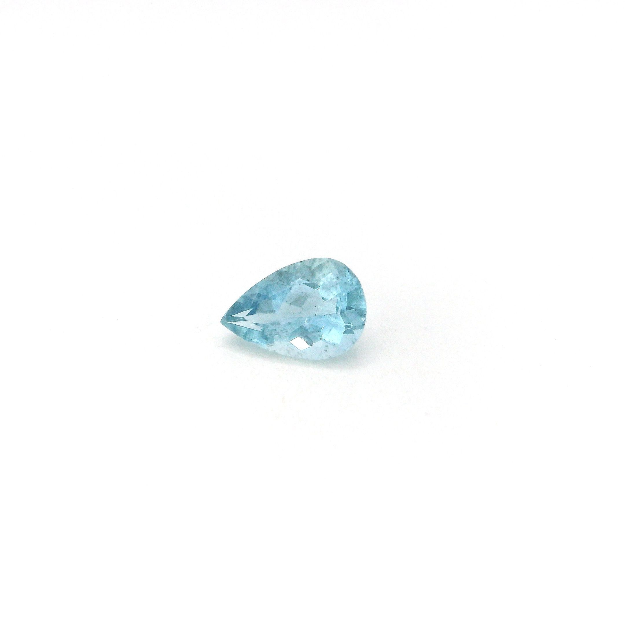 0.40 ct Pear Blue Natural Aquamarine