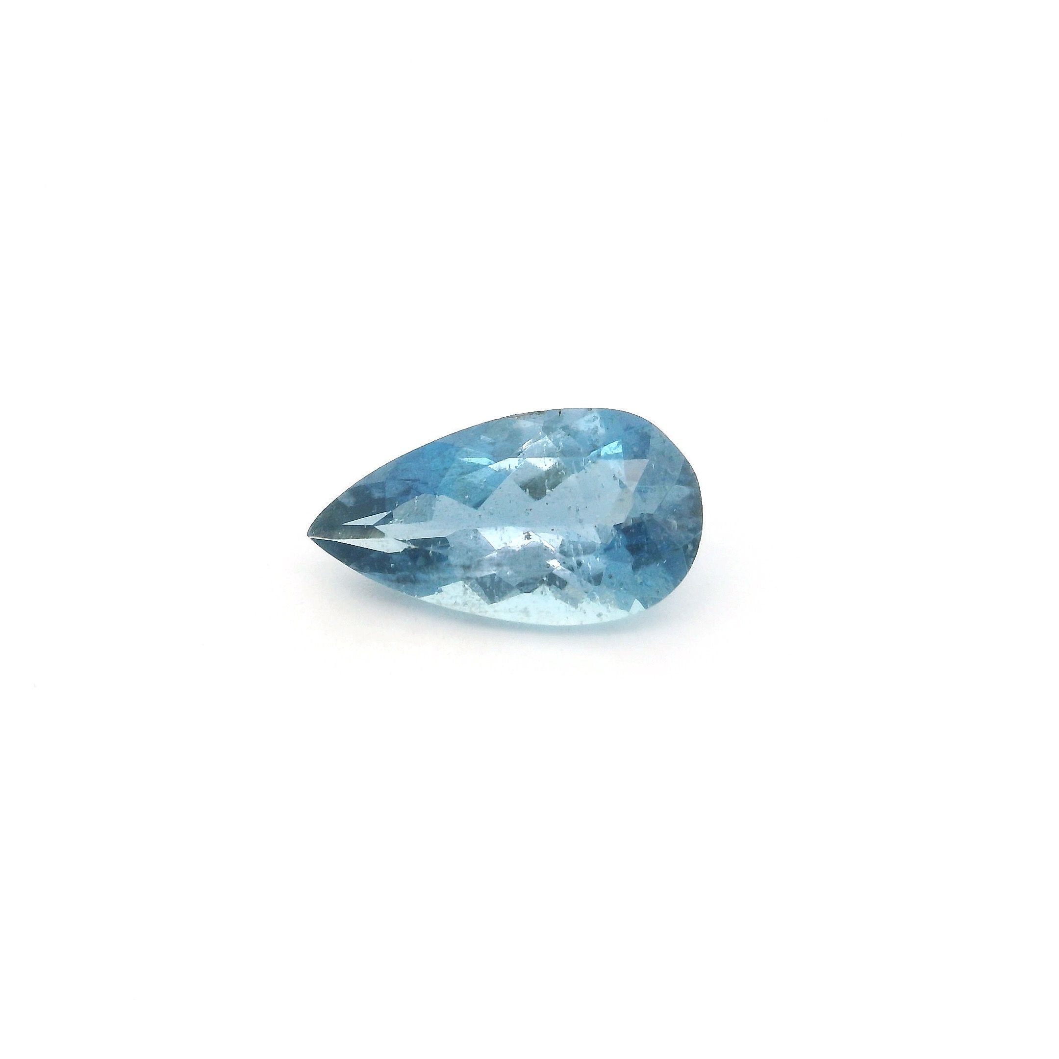 0.95 ct Pear Blue Natural Aquamarine