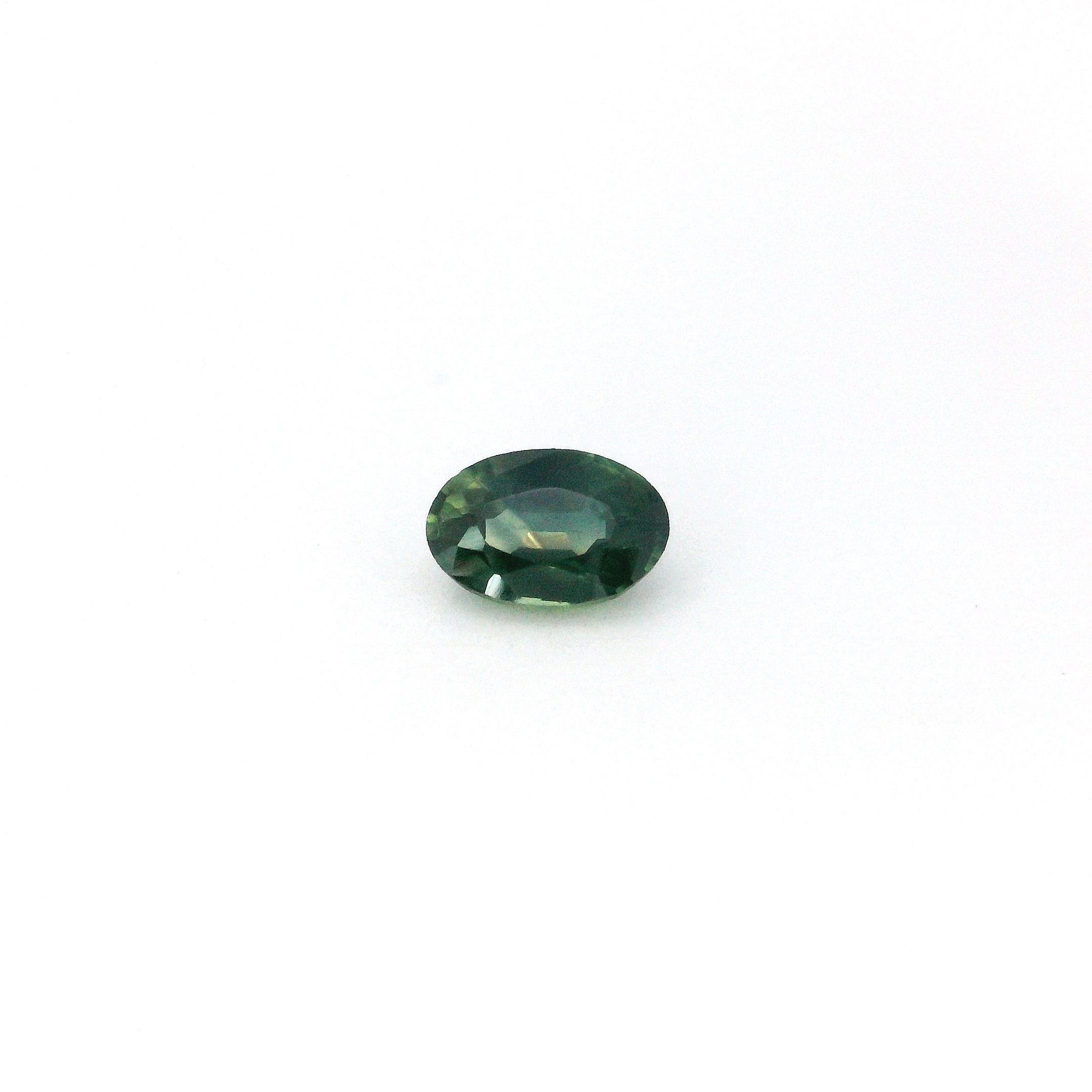 0.56 ct Oval Green Natural Sapphire