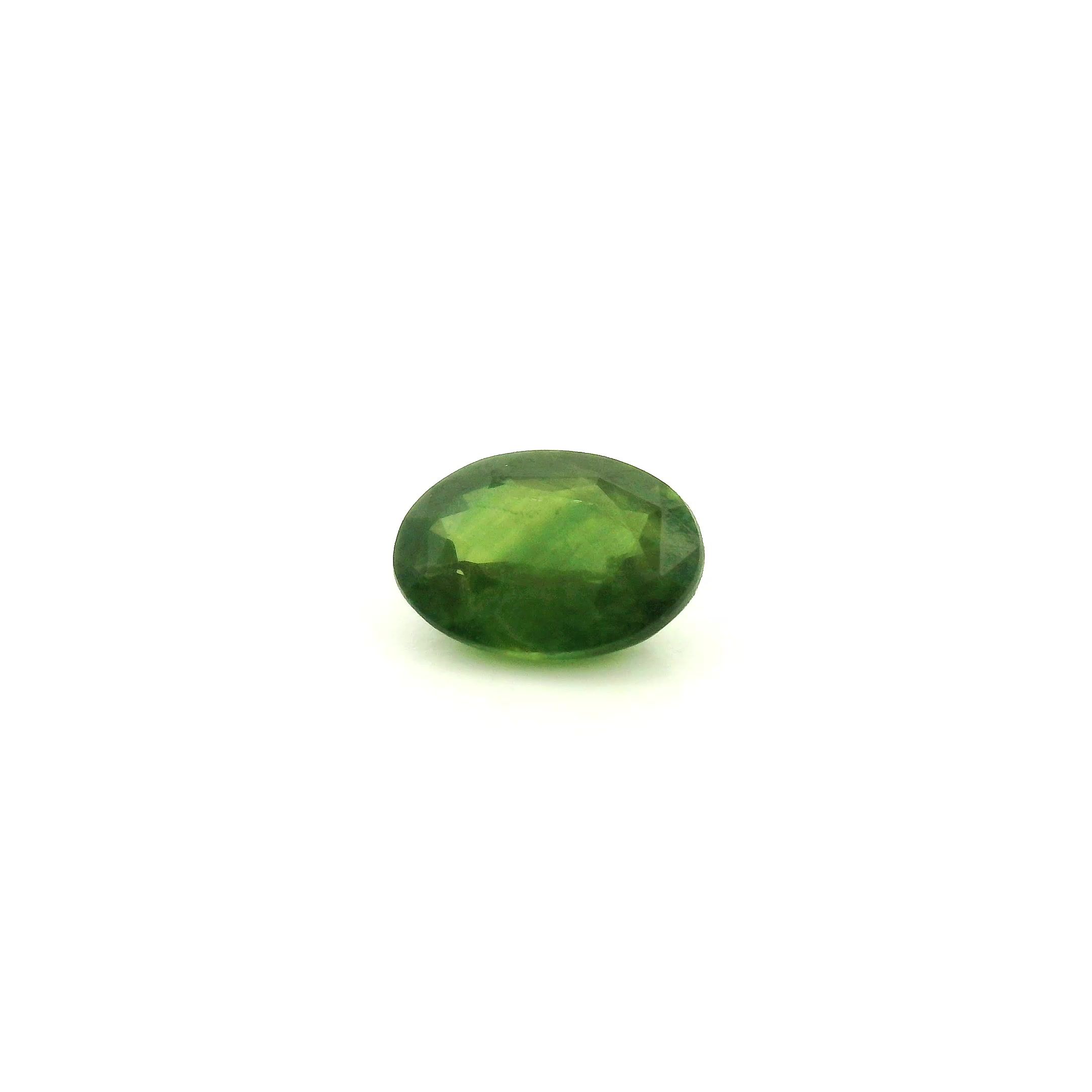 1.09 ct Oval Green Natural Sapphire