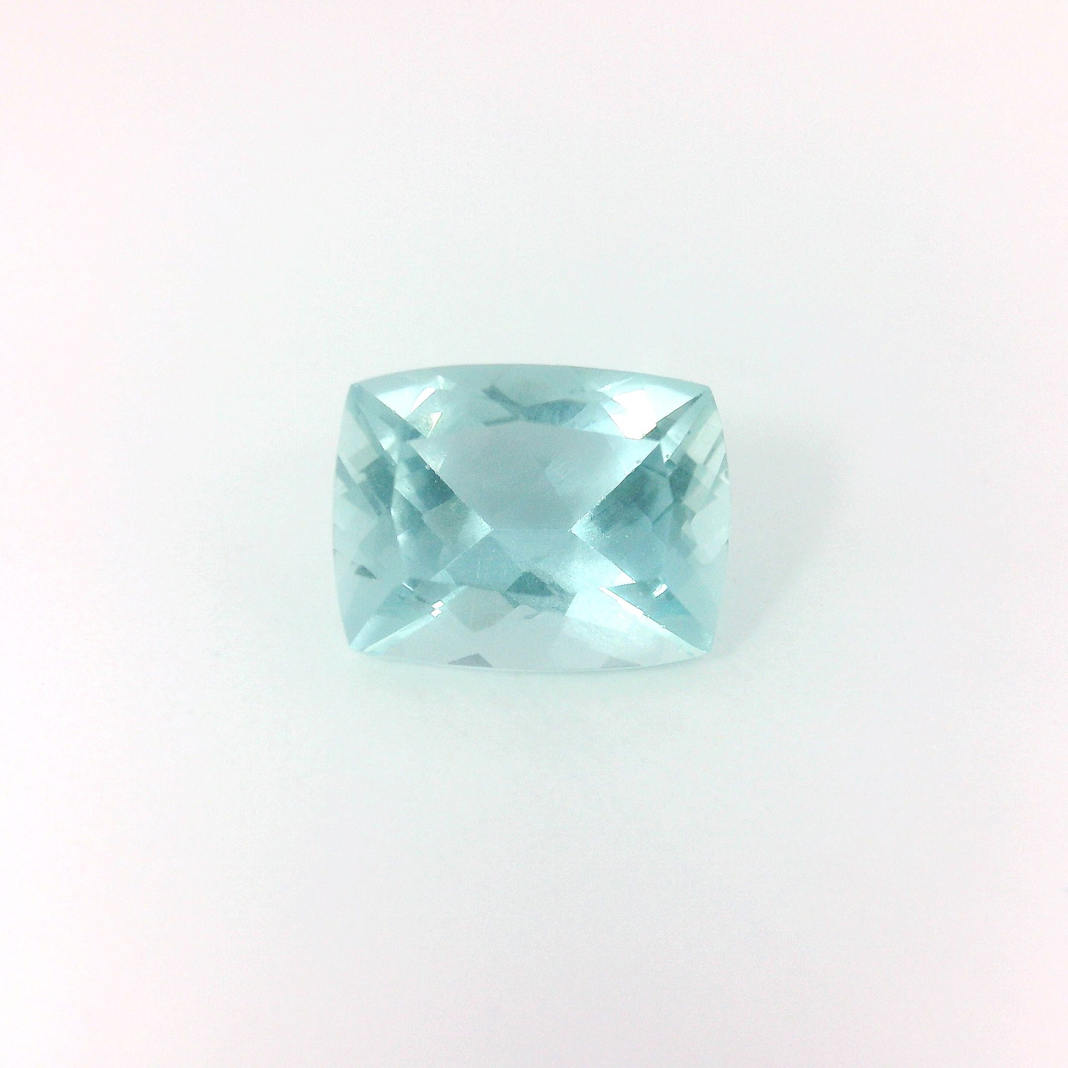 2.31 ct Cushion Blue Natural Aquamarine