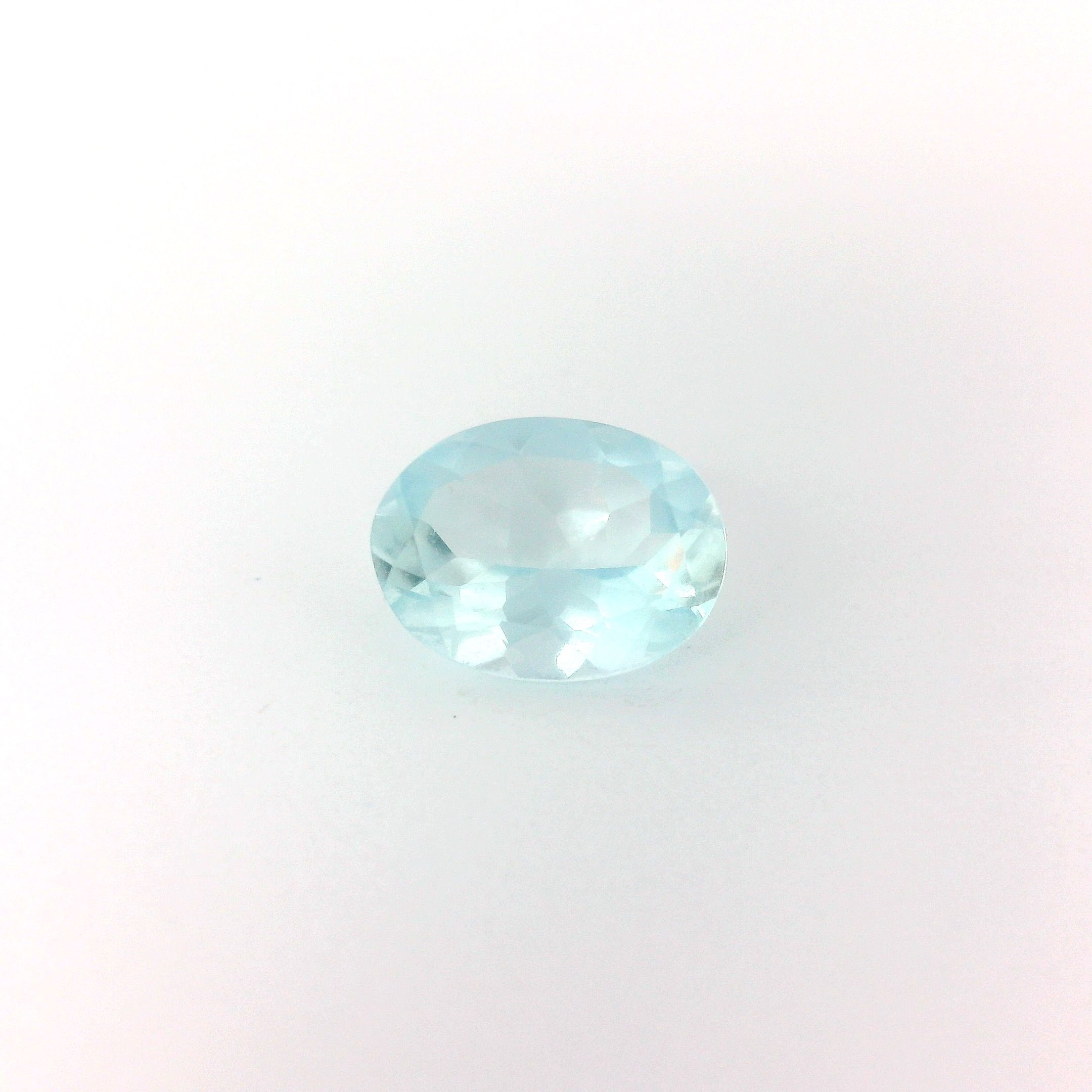 1.06 ct Oval Blue Natural Aquamarine