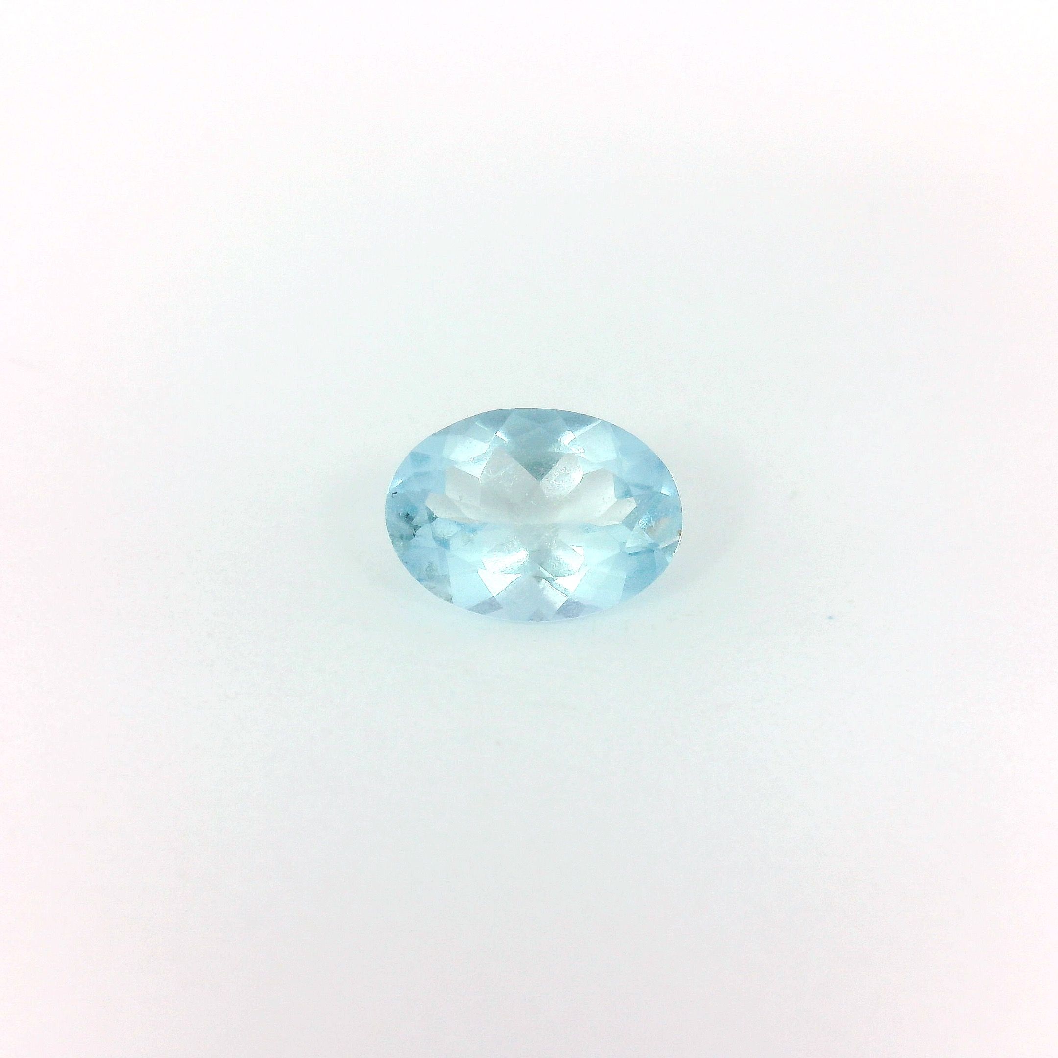 0.62 ct Oval Blue Natural Aquamarine