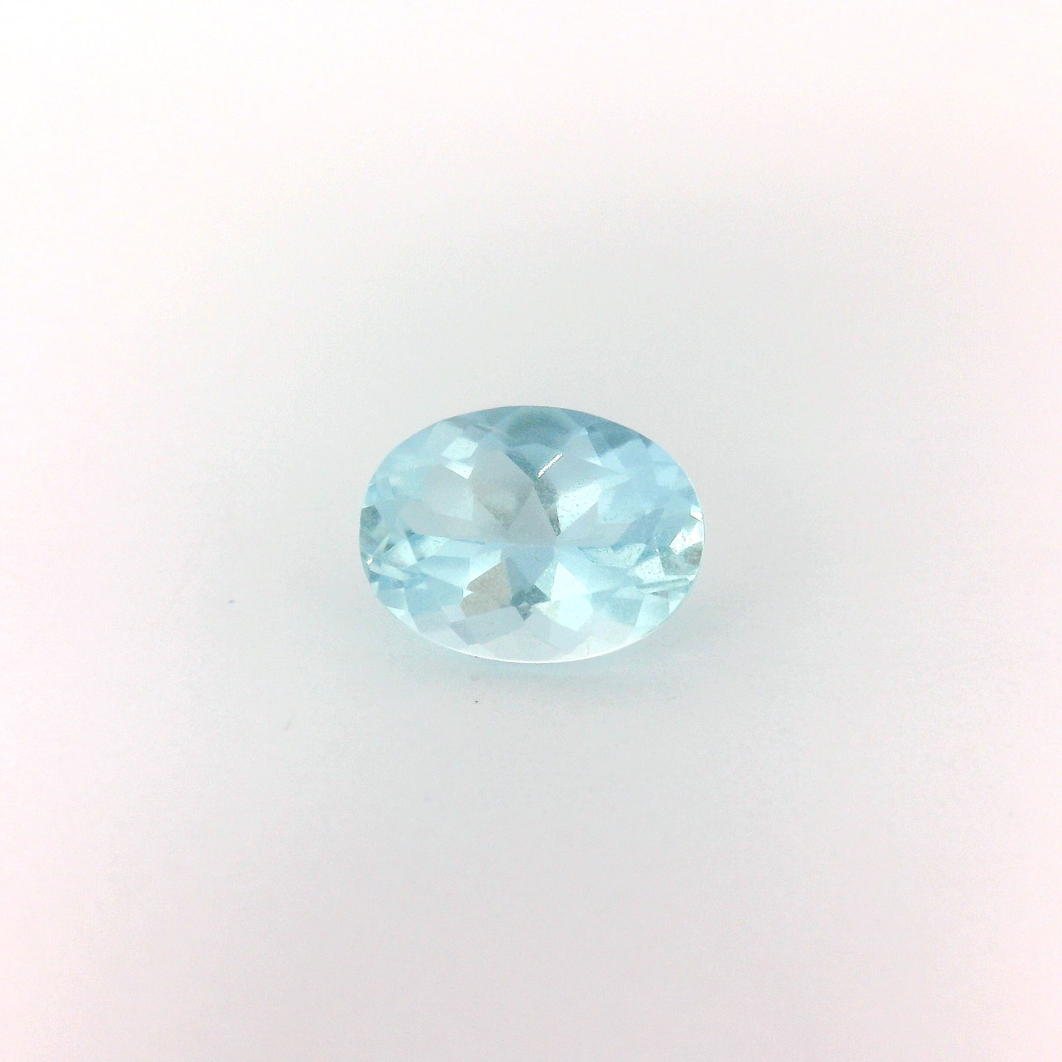 1.15 ct Oval Blue Natural Aquamarine