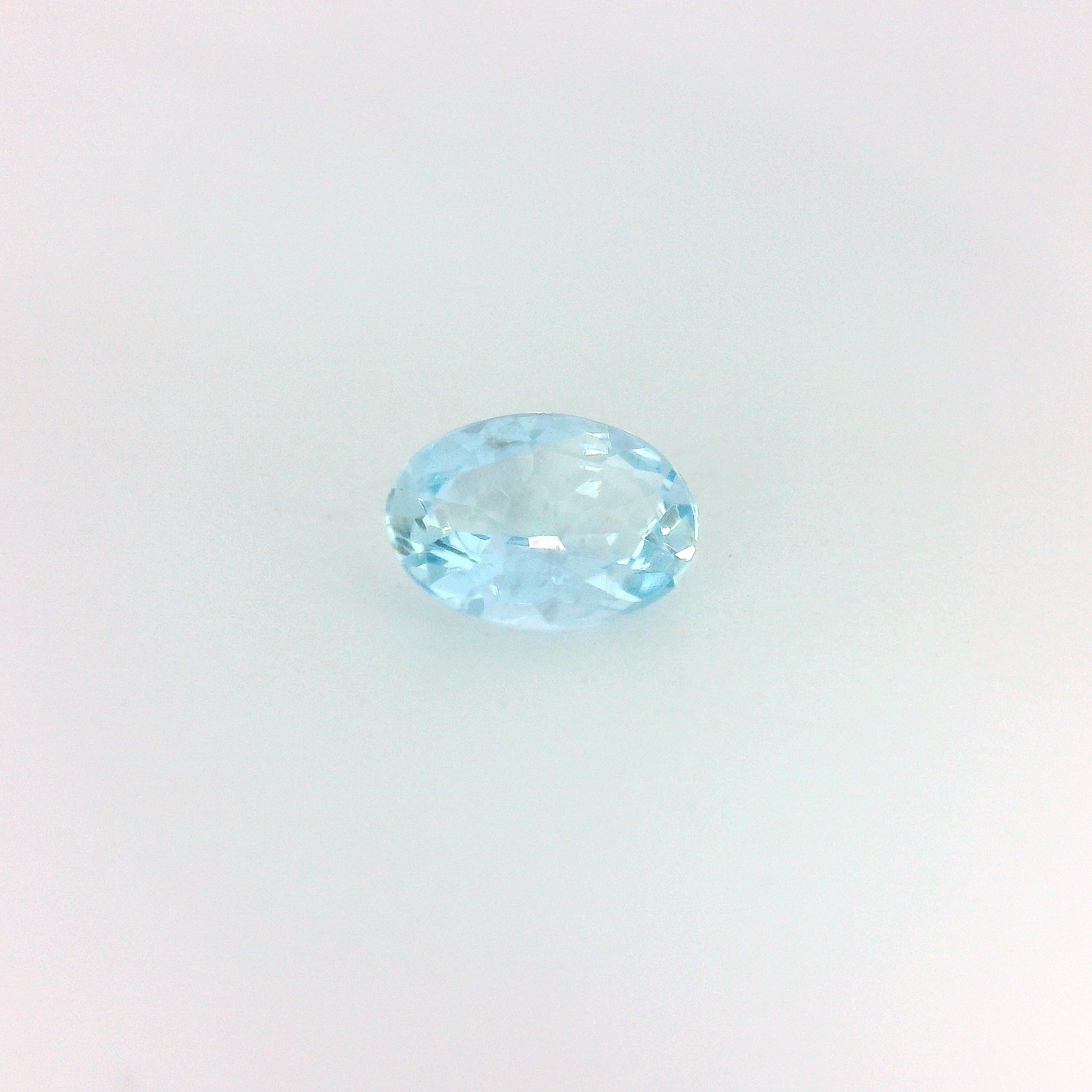 0.63 ct Oval Blue Natural Aquamarine