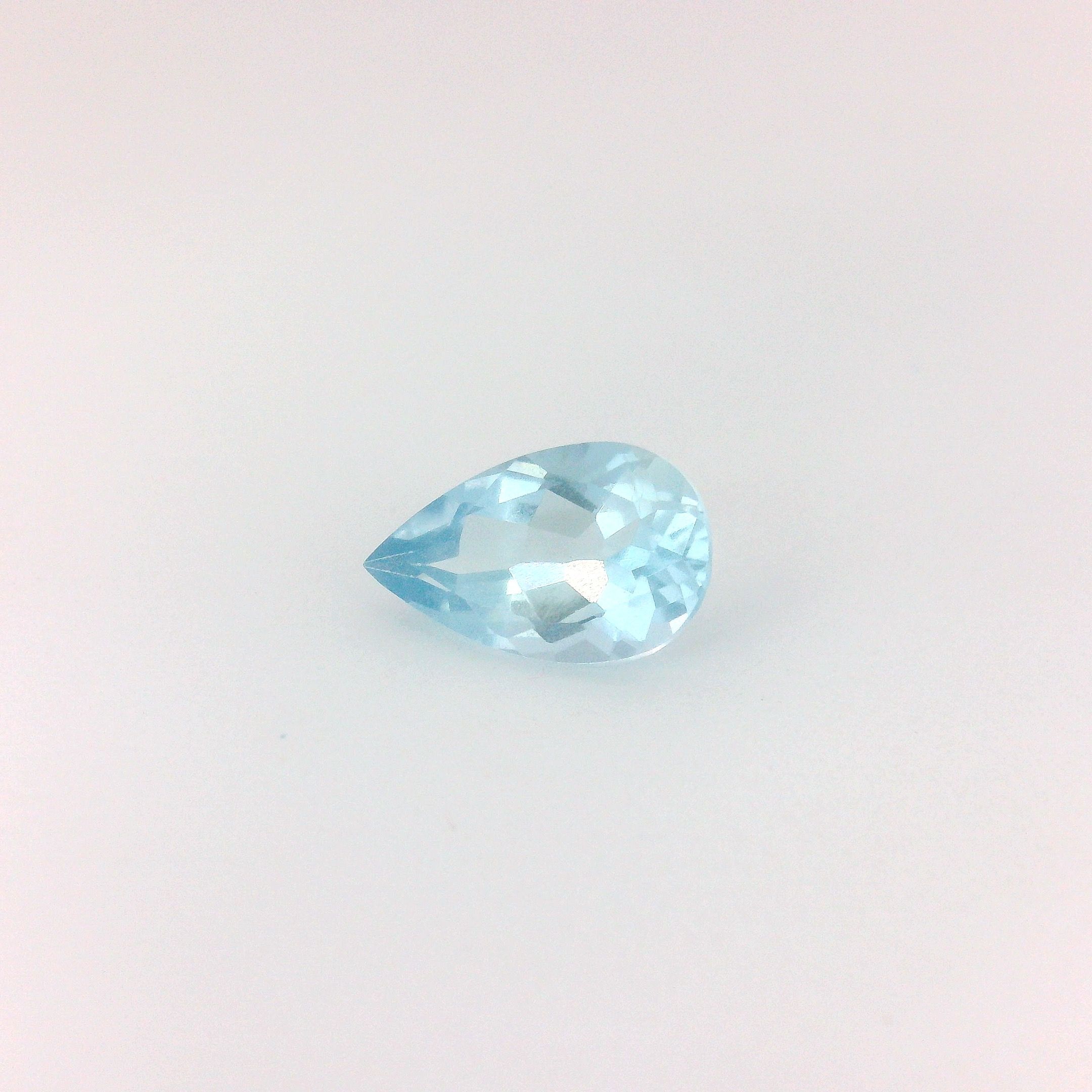 0.80 ct Pear Blue Natural Aquamarine