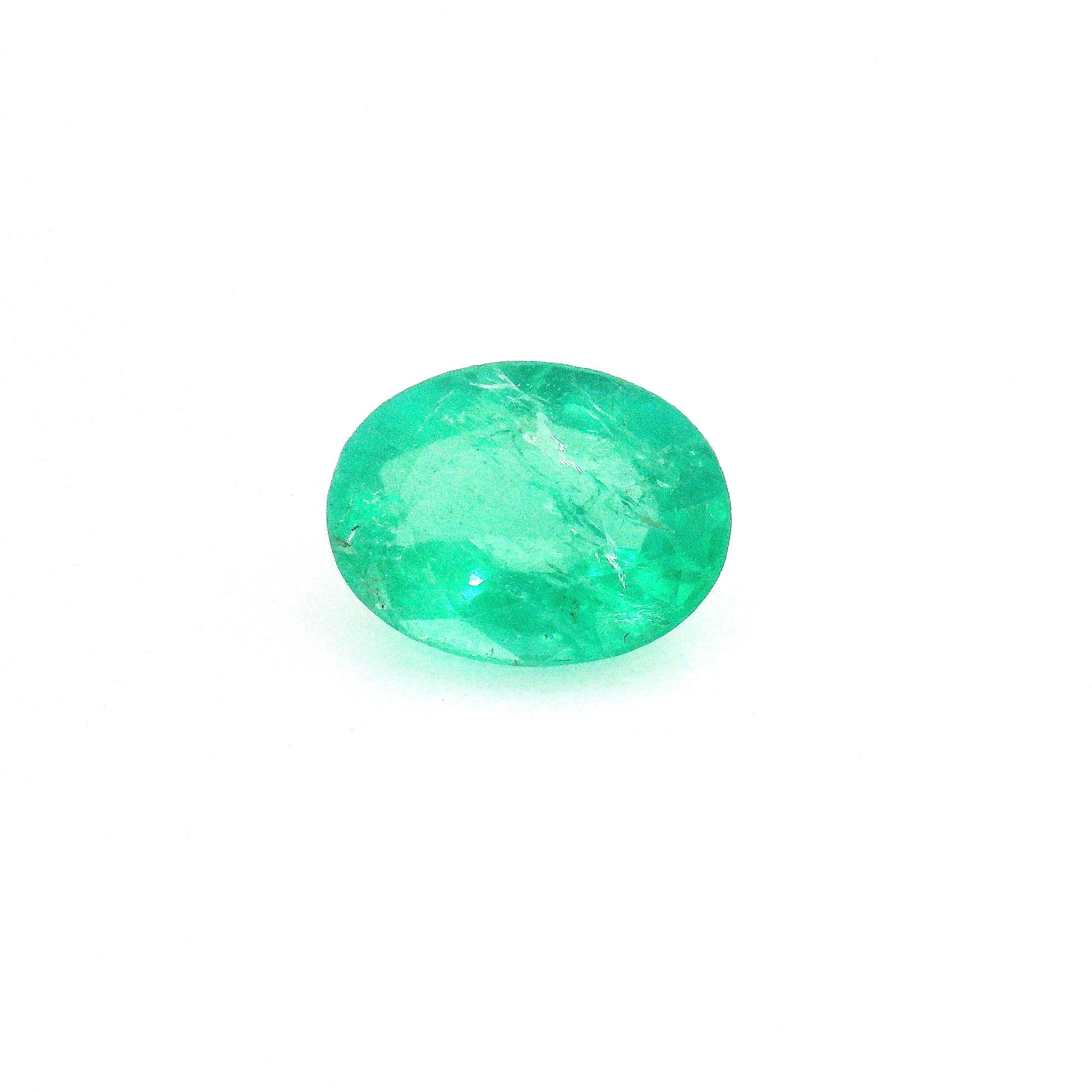 1.74 ct Oval Green Natural Emerald