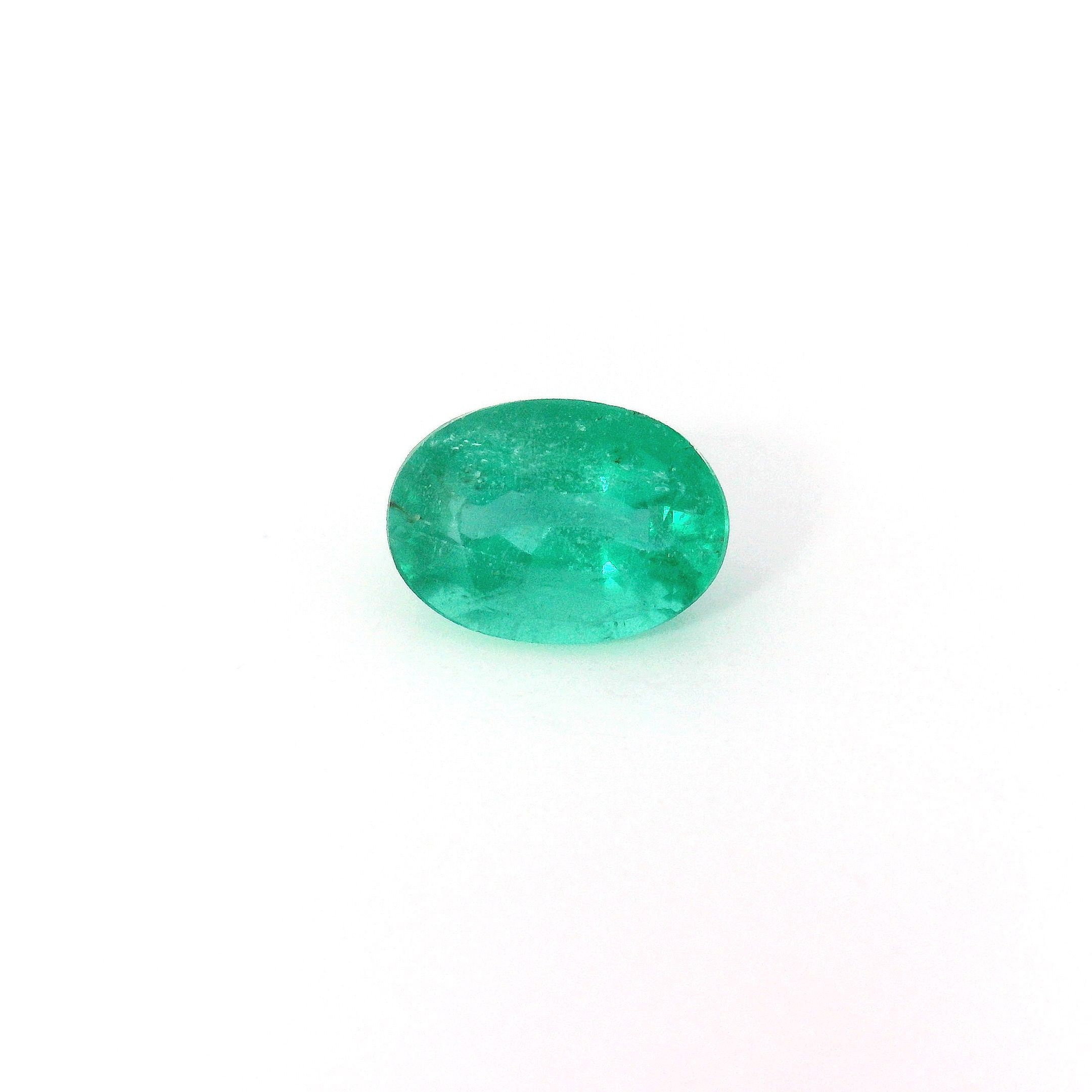 1.09 ct Oval Green Natural Emerald