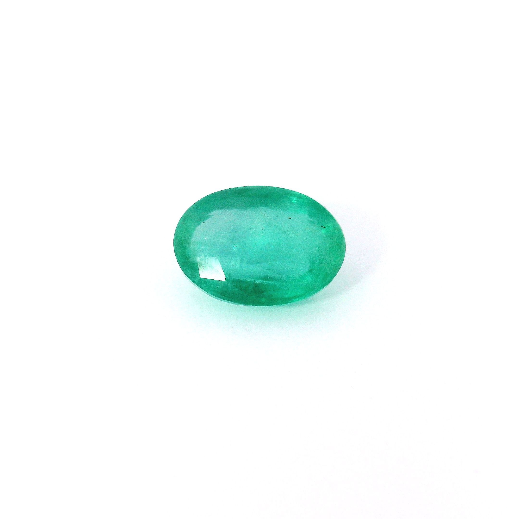 1.25 ct Oval Green Natural Emerald