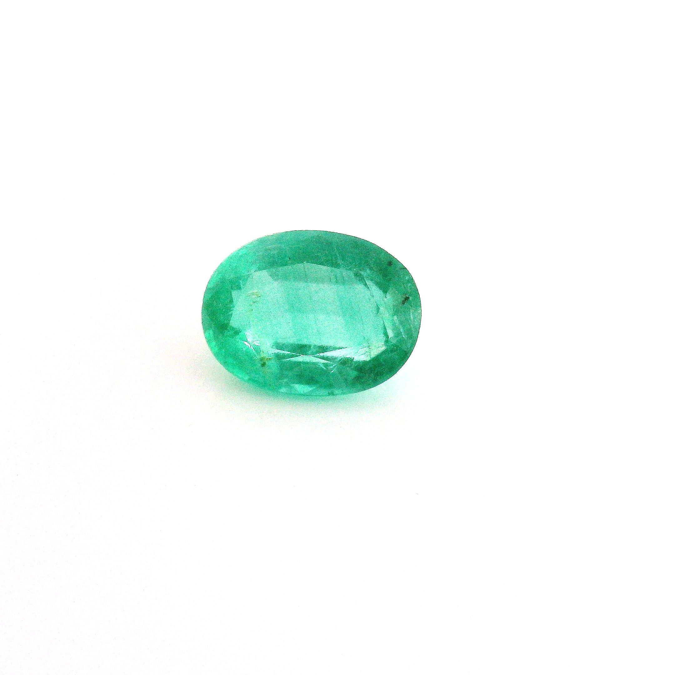 1.26 ct Oval Green Natural Emerald