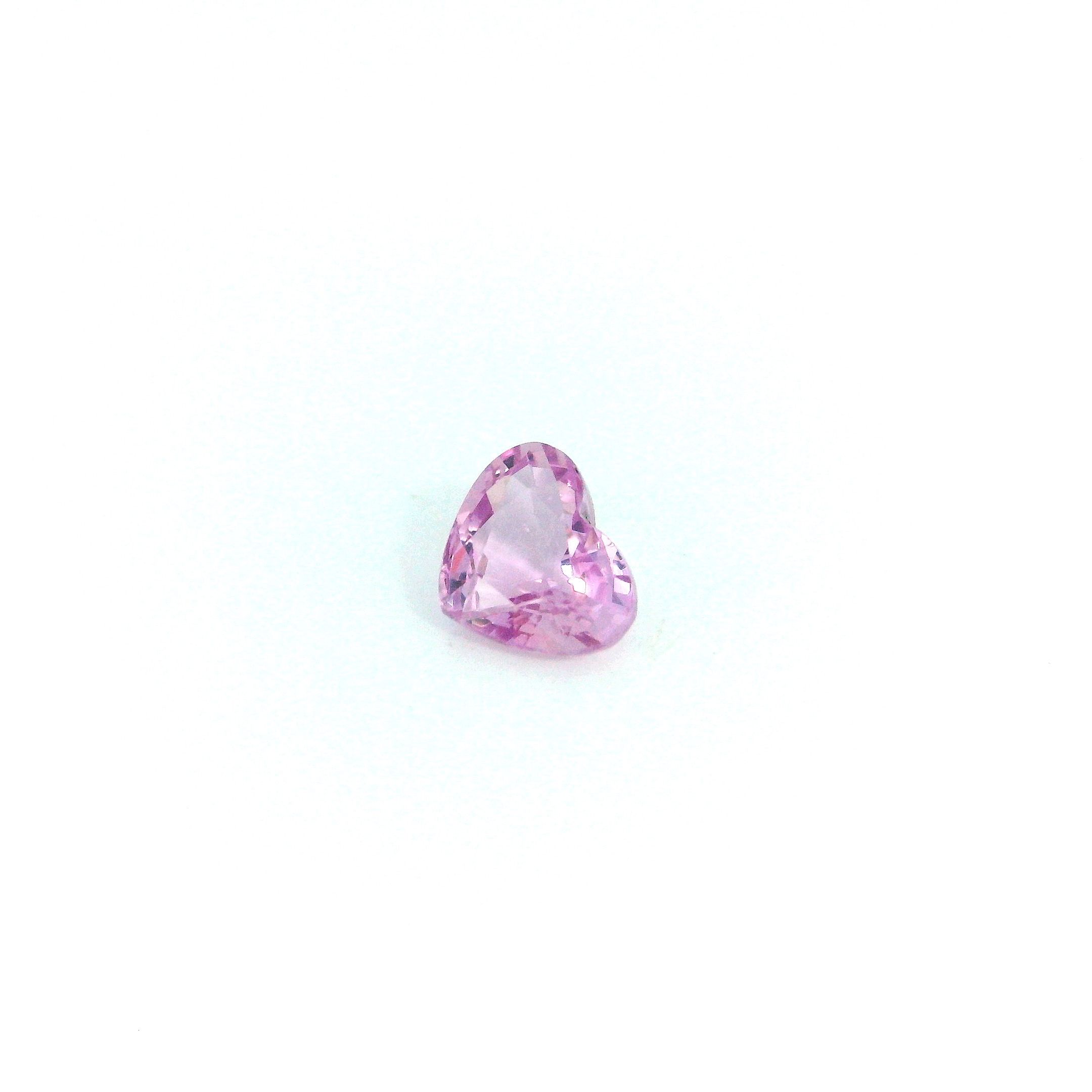 0.59 ct Heart Pink Natural Sapphire