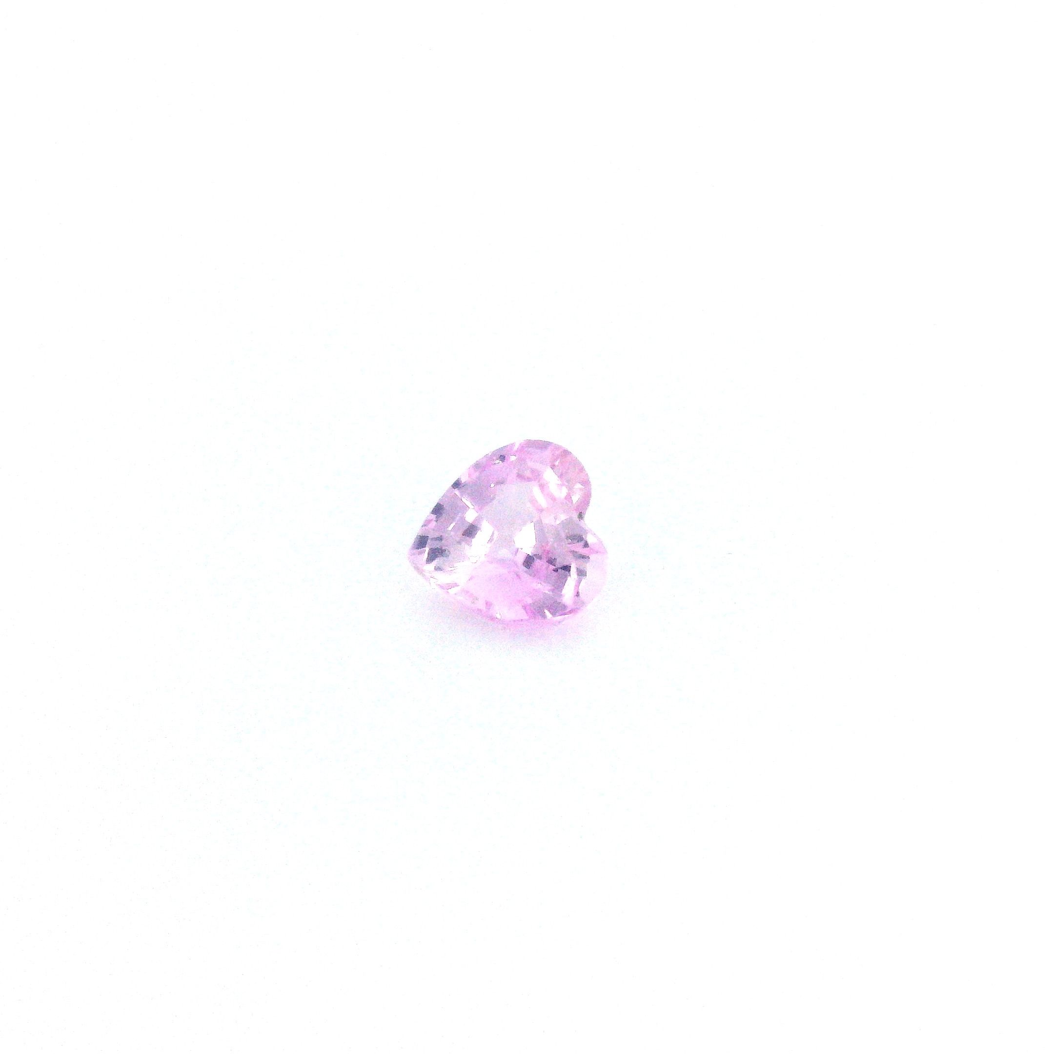 0.42 ct Heart Pink Natural Sapphire