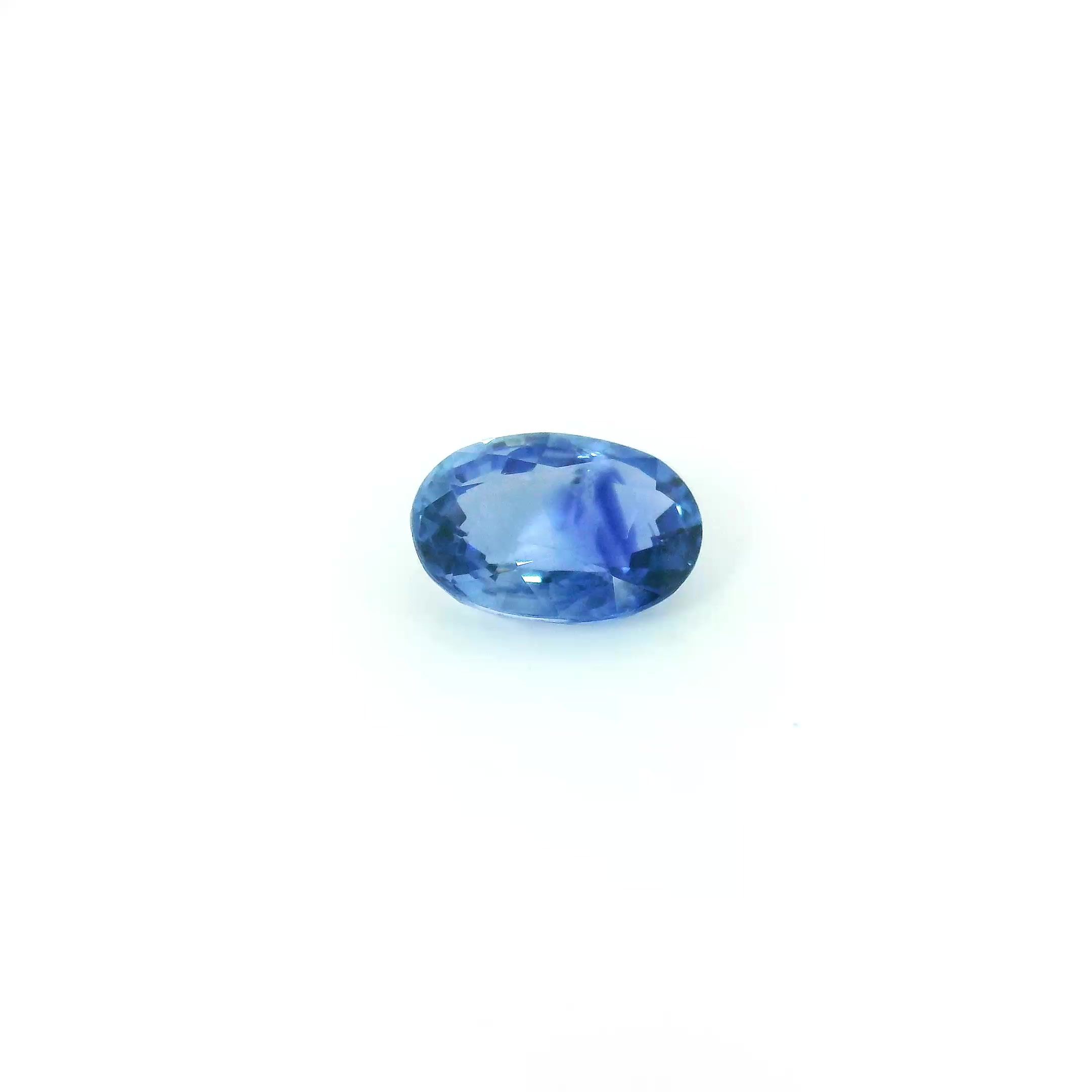 0.92 ct Oval Blue Natural Sapphire