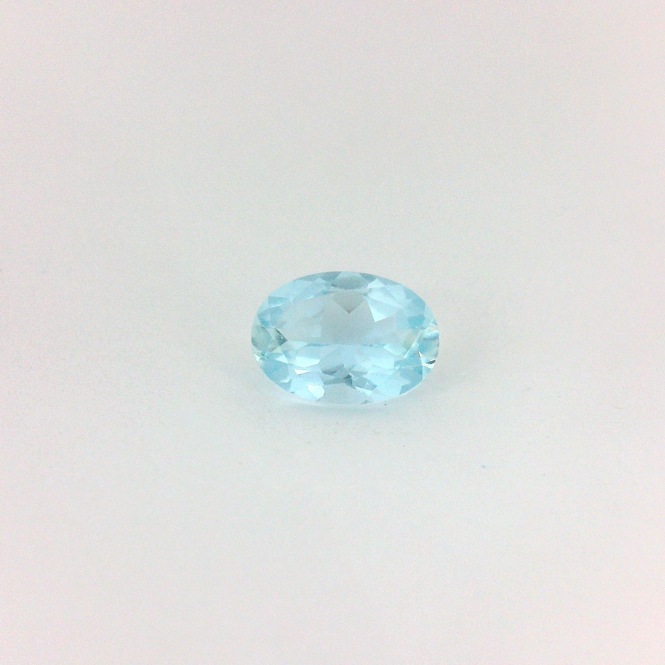 0.74 ct Oval Blue Natural Aquamarine