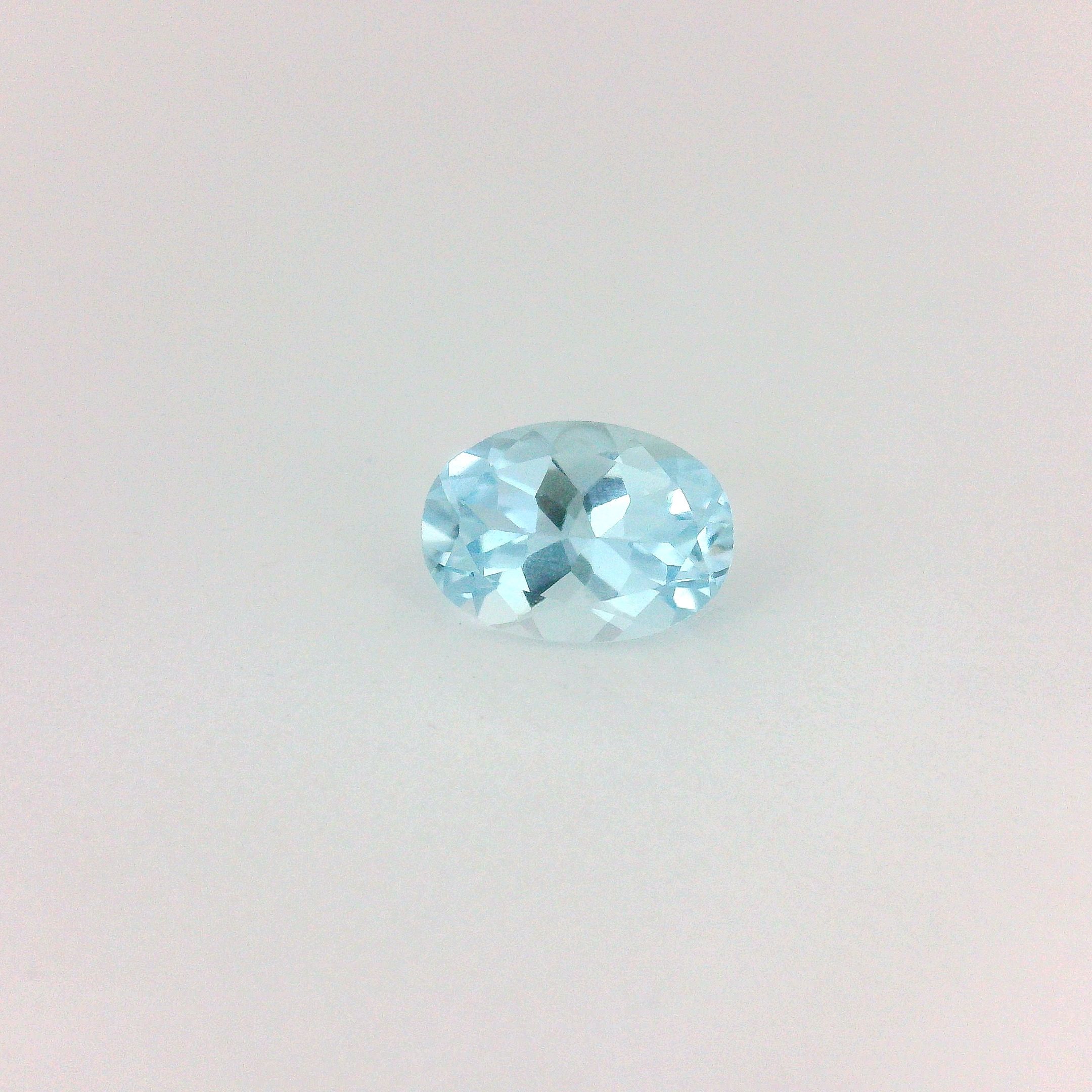 0.66 ct Oval Blue Natural Aquamarine