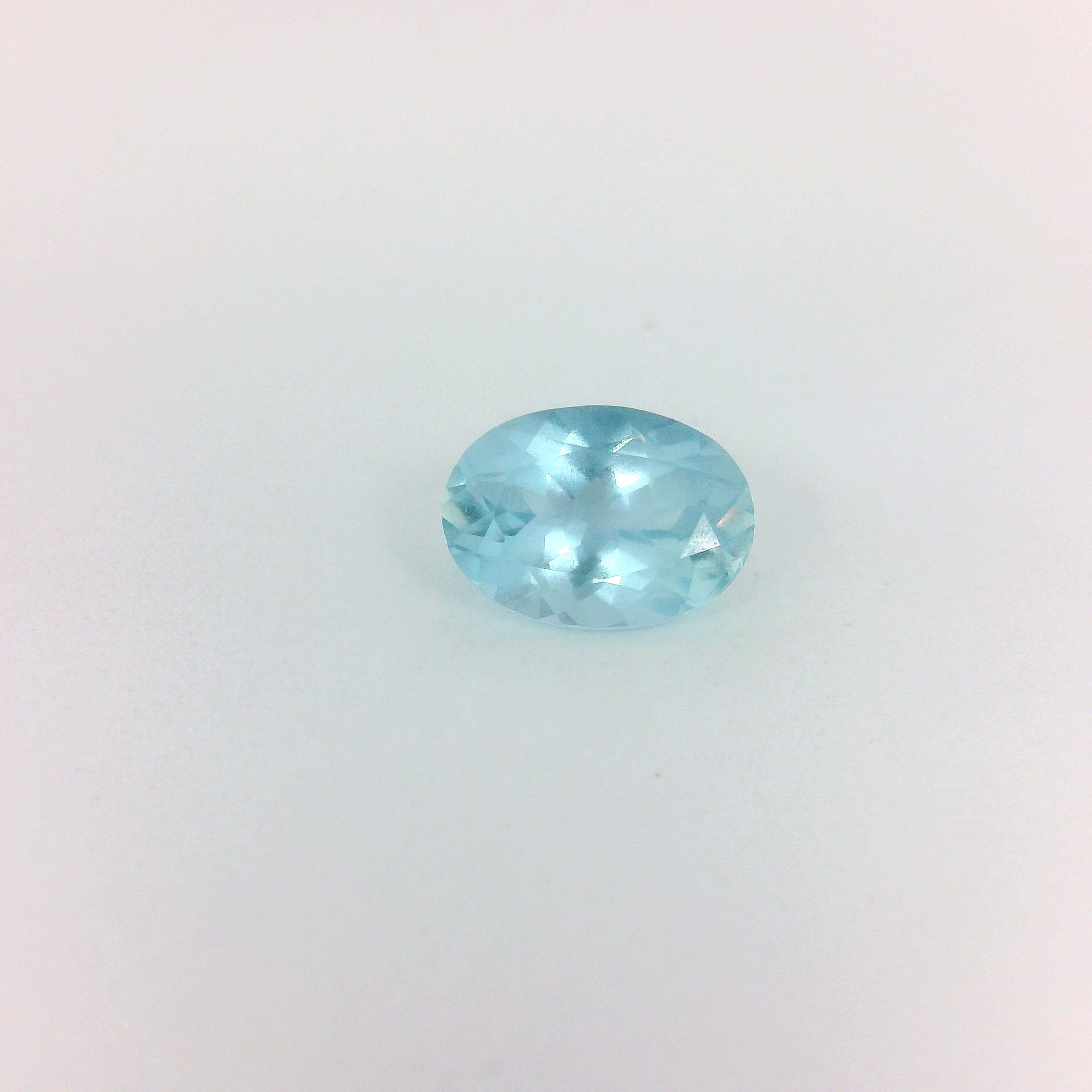 0.76 ct Oval Blue Natural Aquamarine