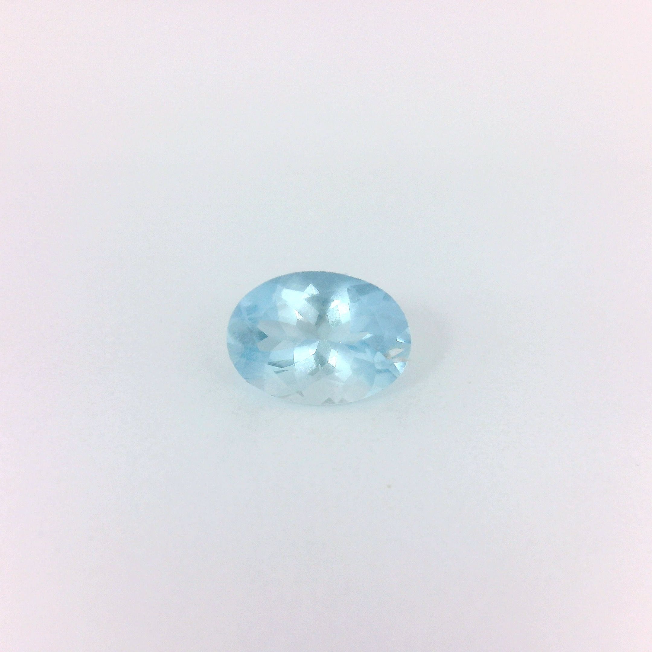 0.72 ct Oval Blue Natural Aquamarine
