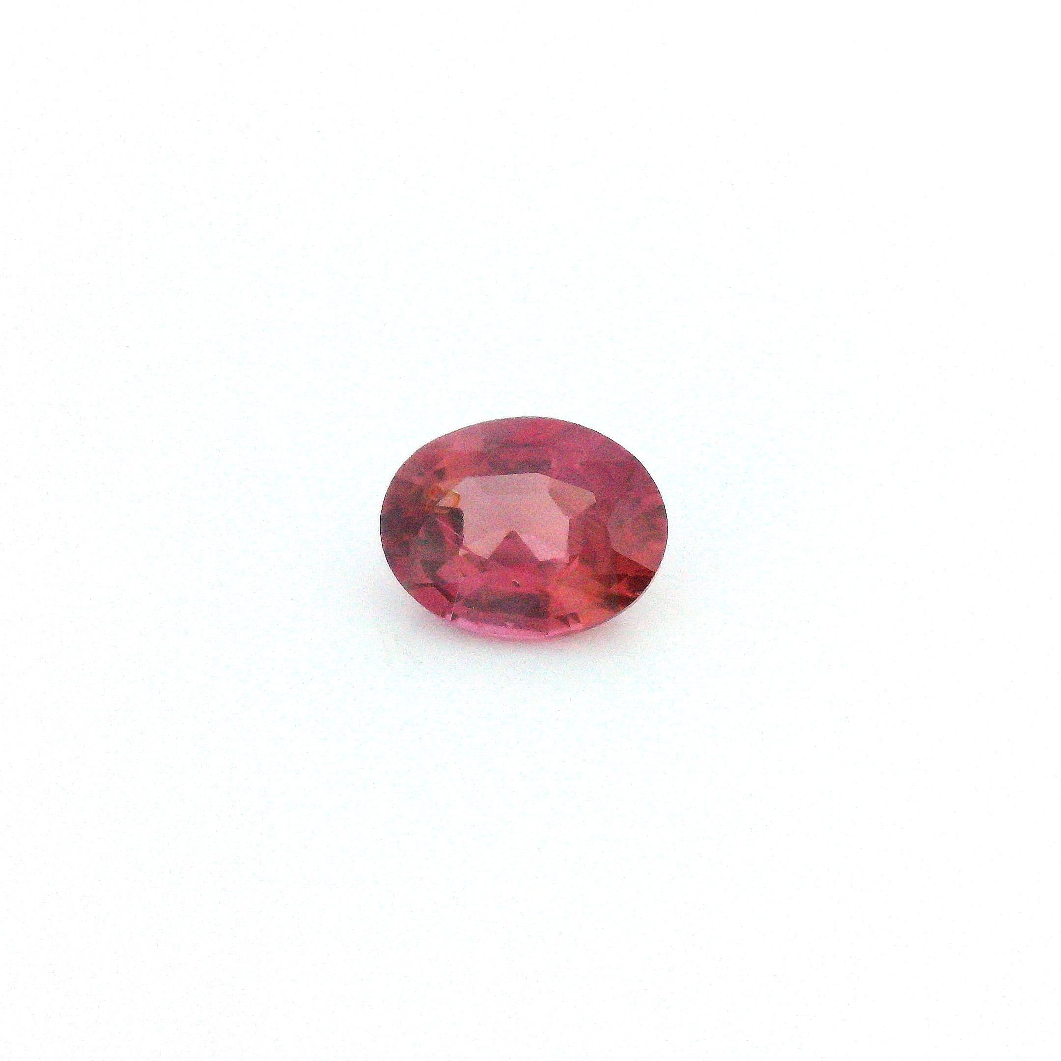0.96 ct Oval Pink Natural Sapphire