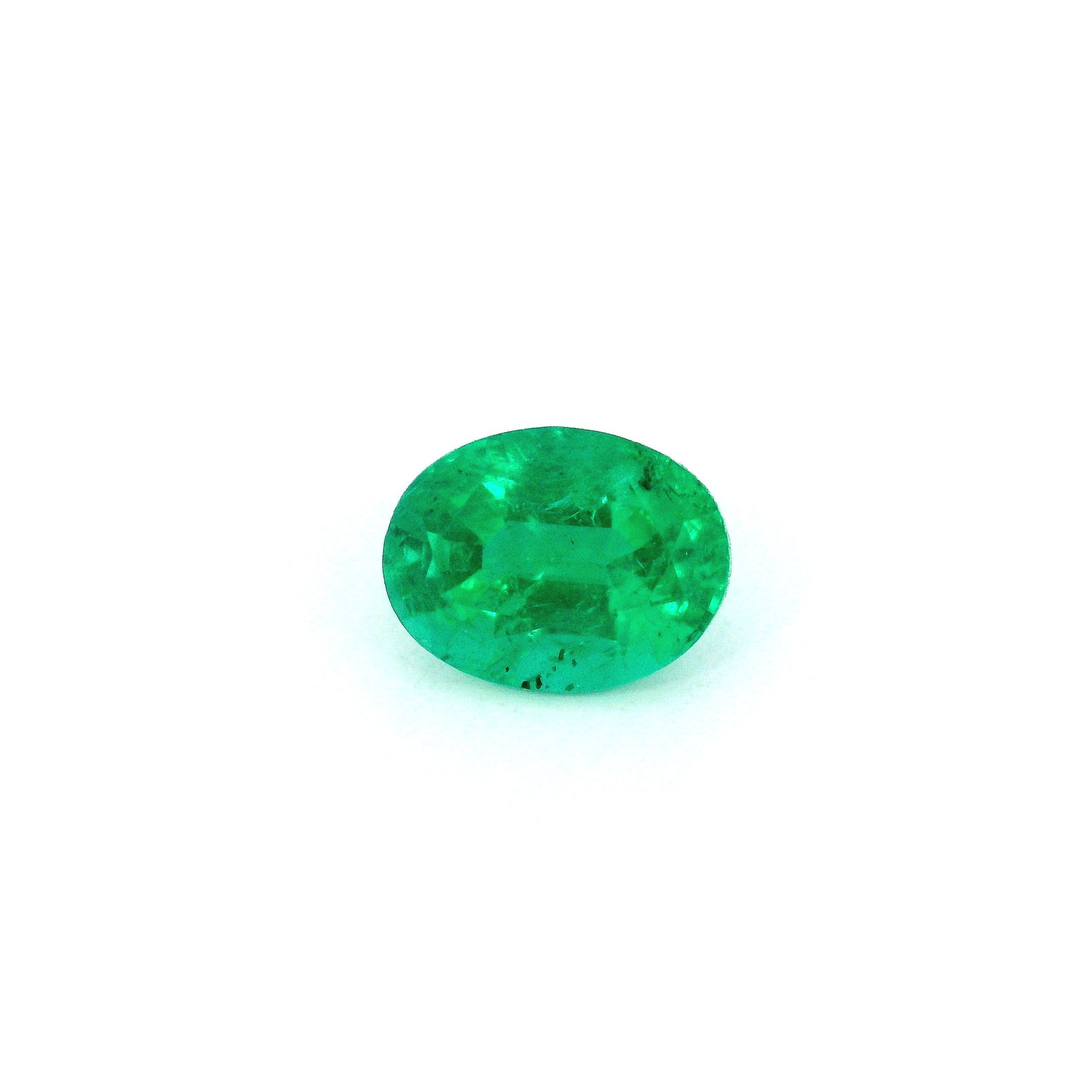 1.36 ct Oval Green Natural Emerald