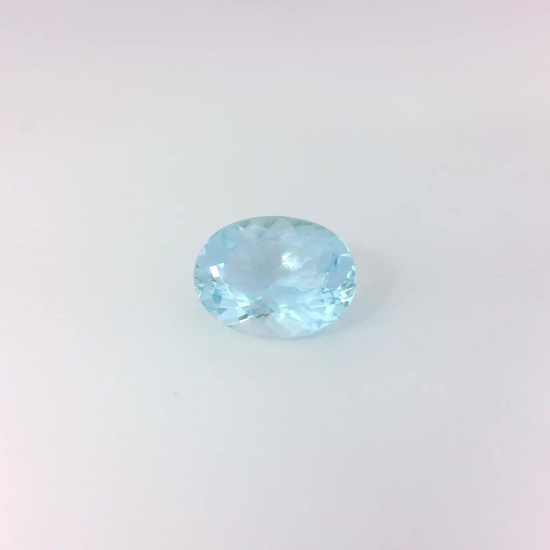 0.85 ct Oval Blue Natural Aquamarine
