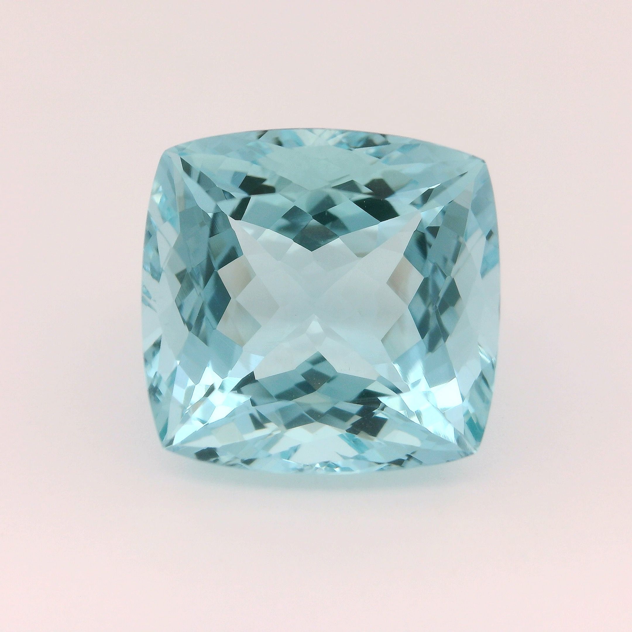 11.56 ct Cushion Blue Natural Aquamarine