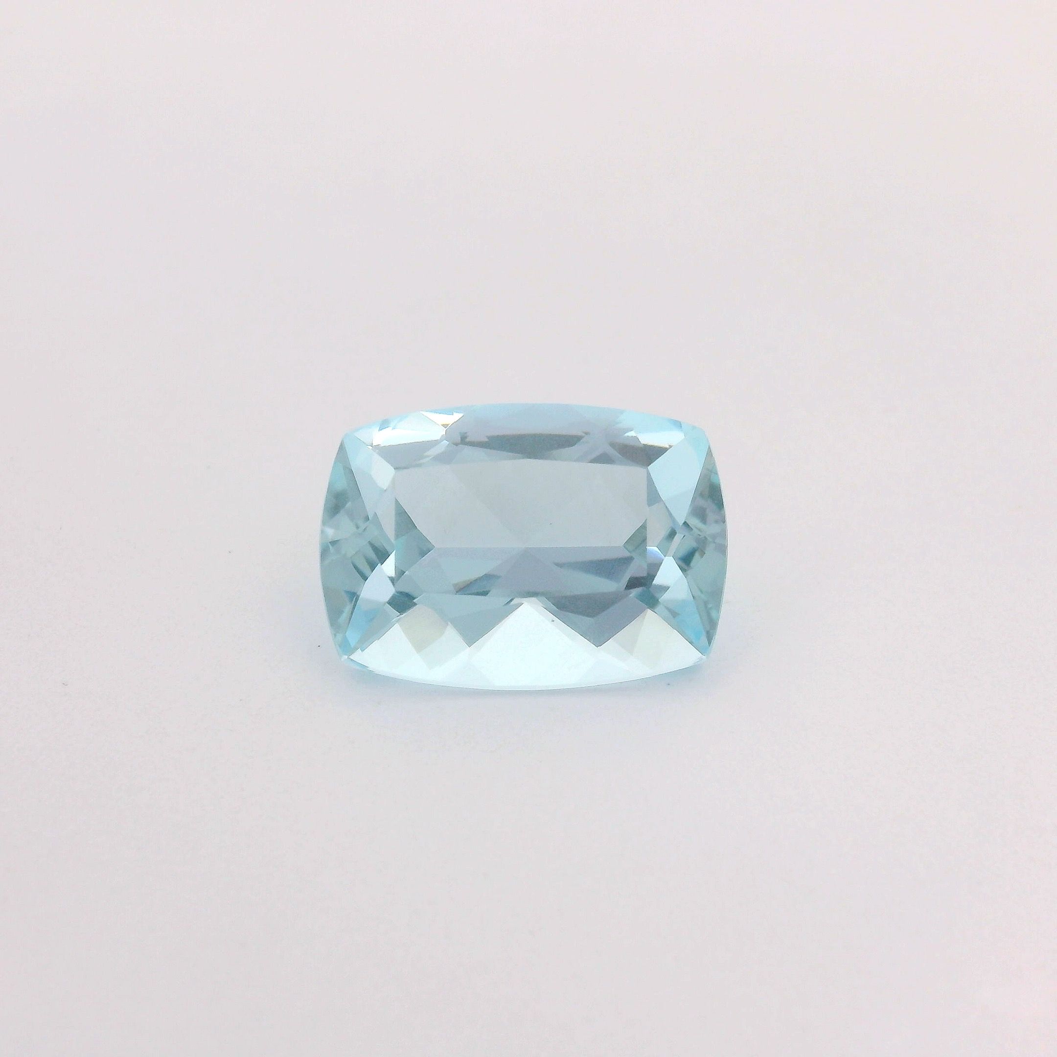 6.19 ct Cushion Blue Natural Aquamarine