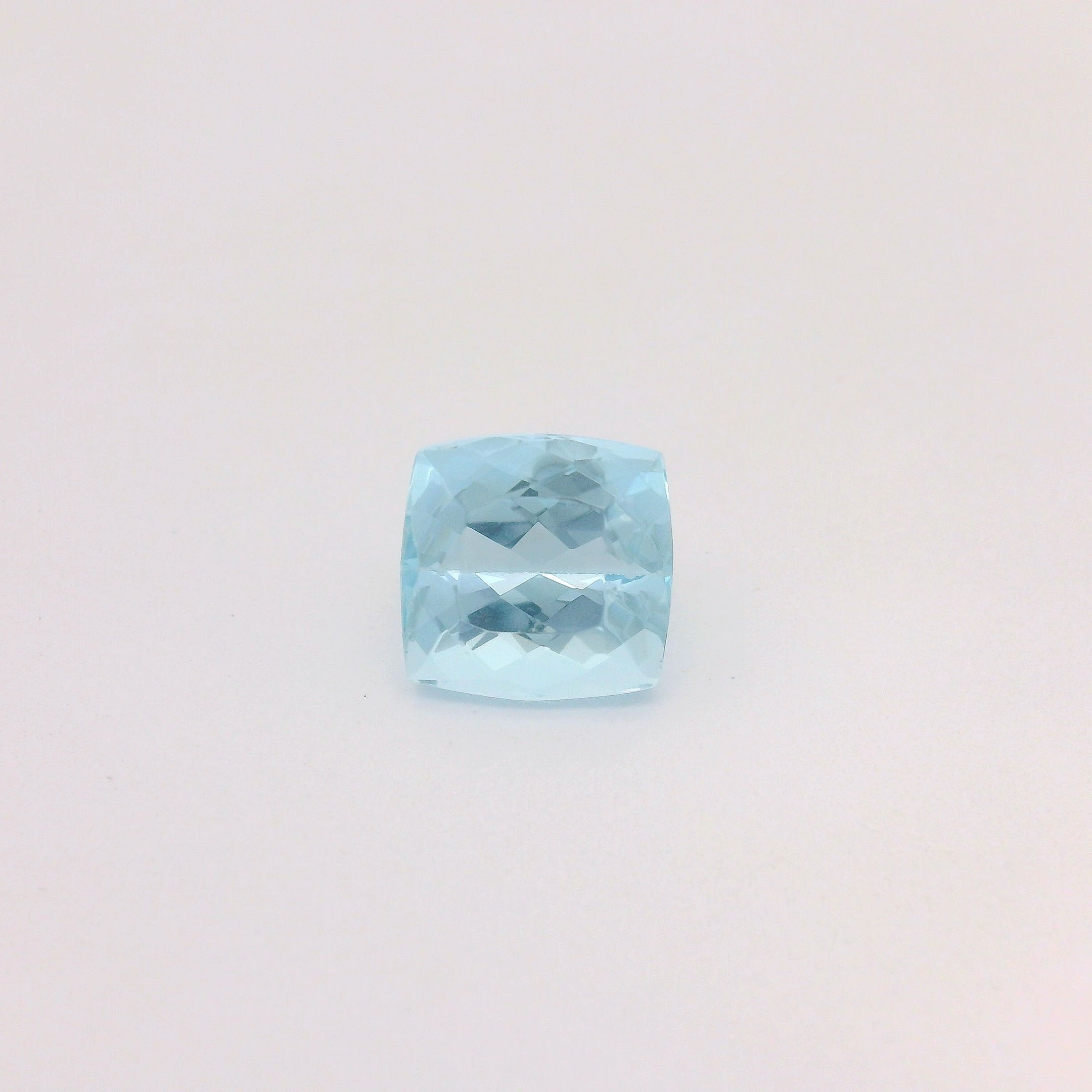 3.74 ct Cushion Blue Natural Aquamarine