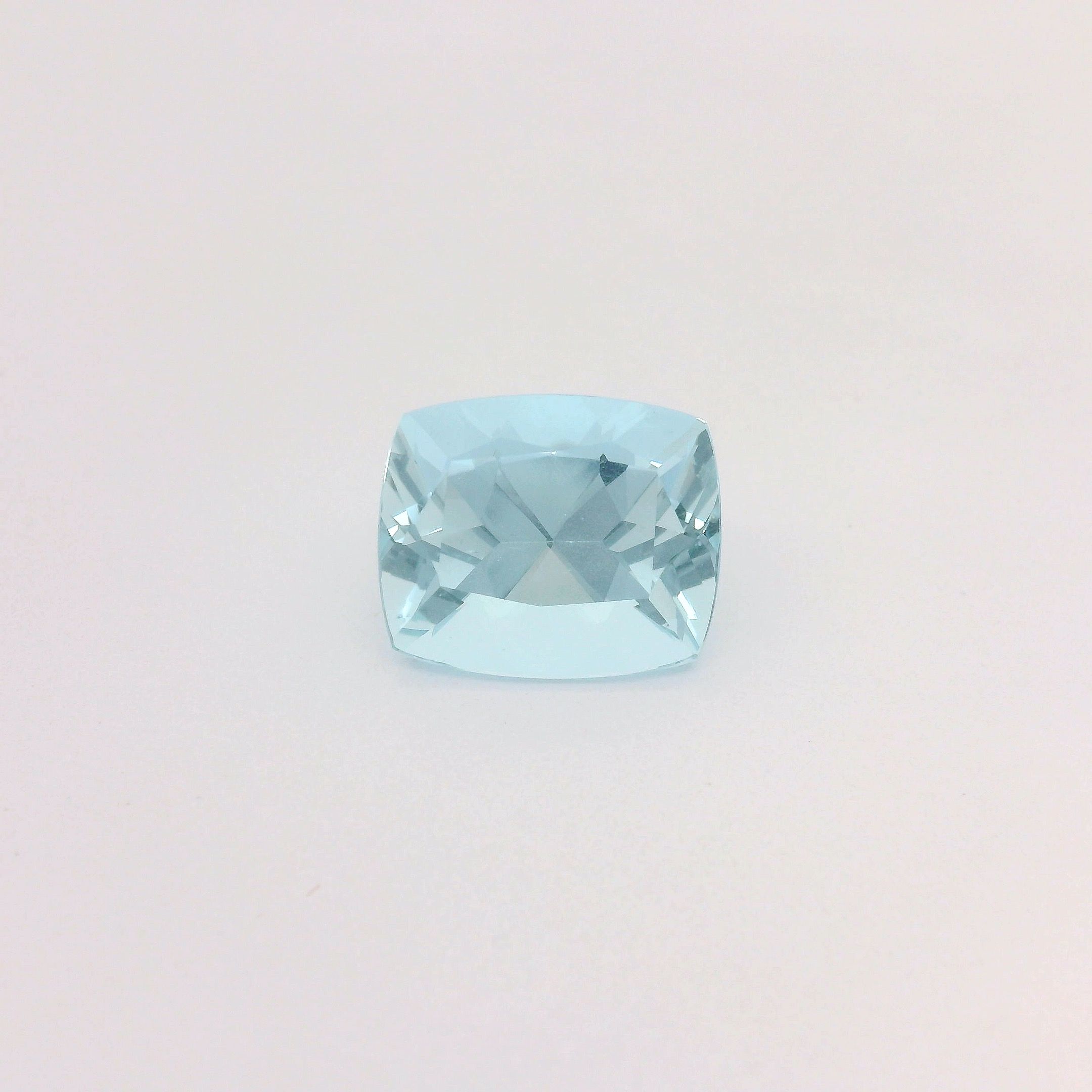 5.62 ct Cushion Blue Natural Aquamarine