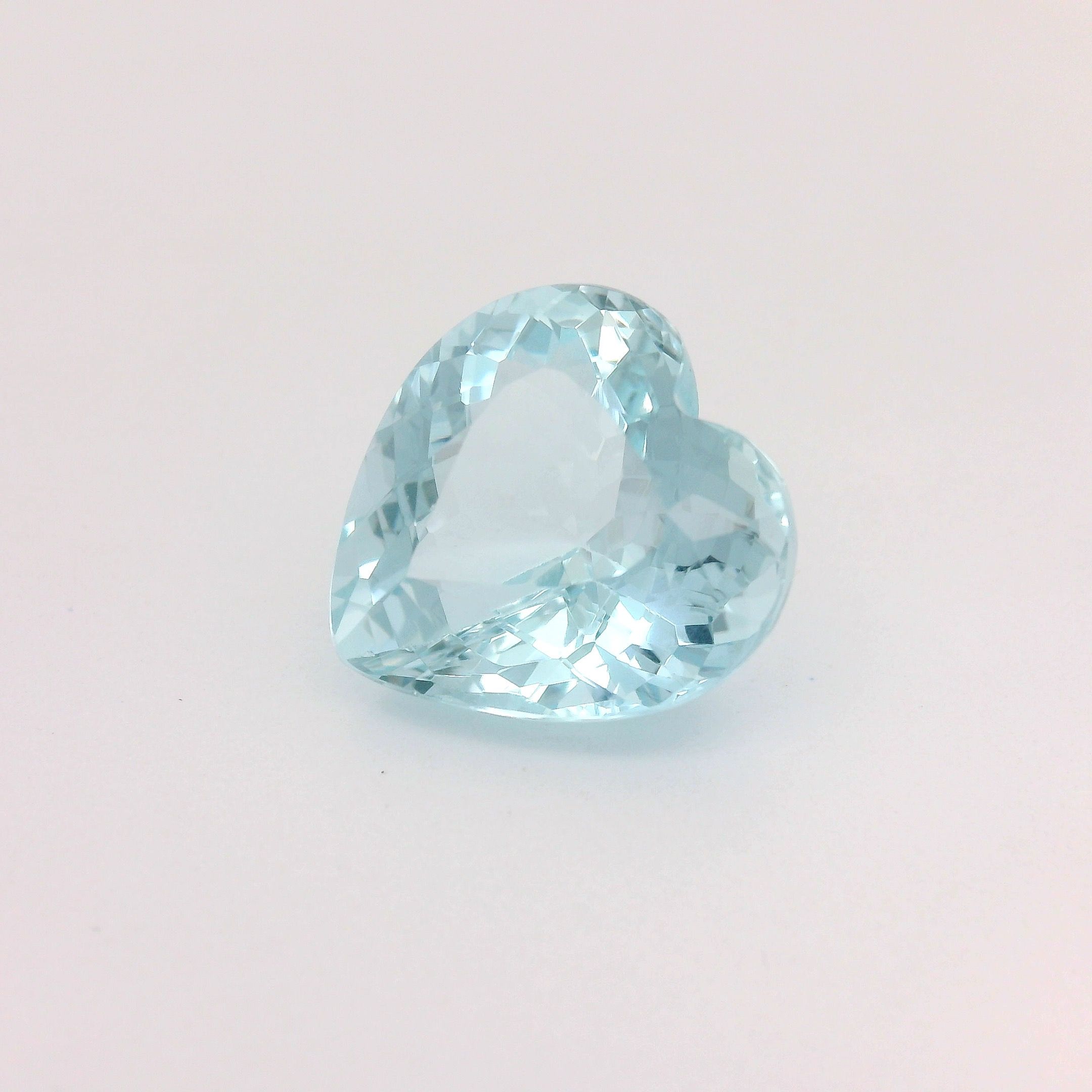 6.66 ct Heart Blue Natural Aquamarine