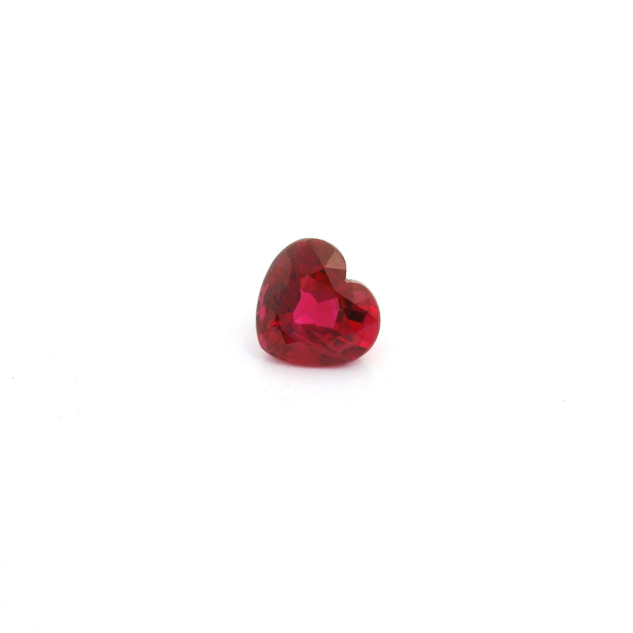 0.66 ct Heart Red Natural Ruby