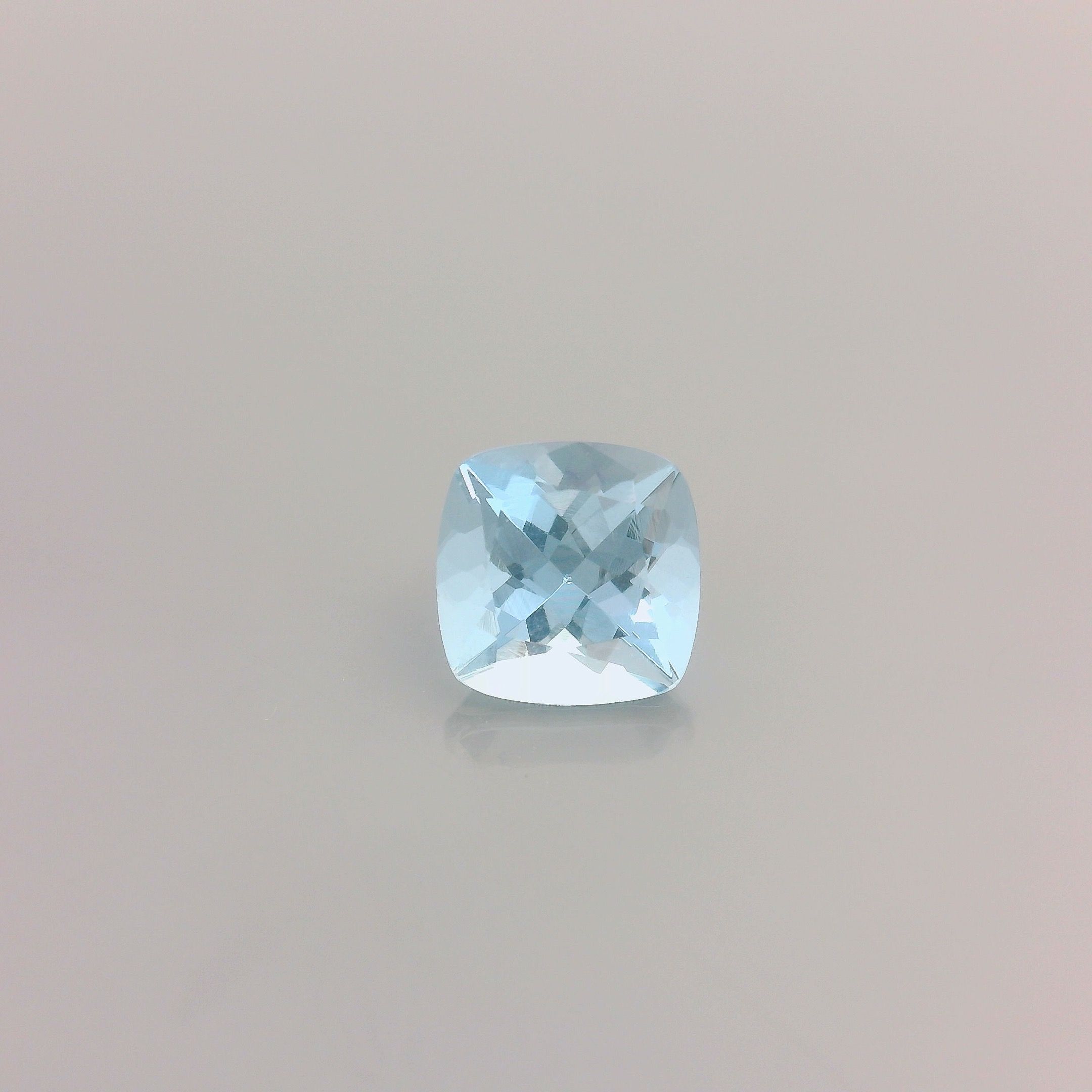 0.95 ct Cushion Blue Natural Aquamarine