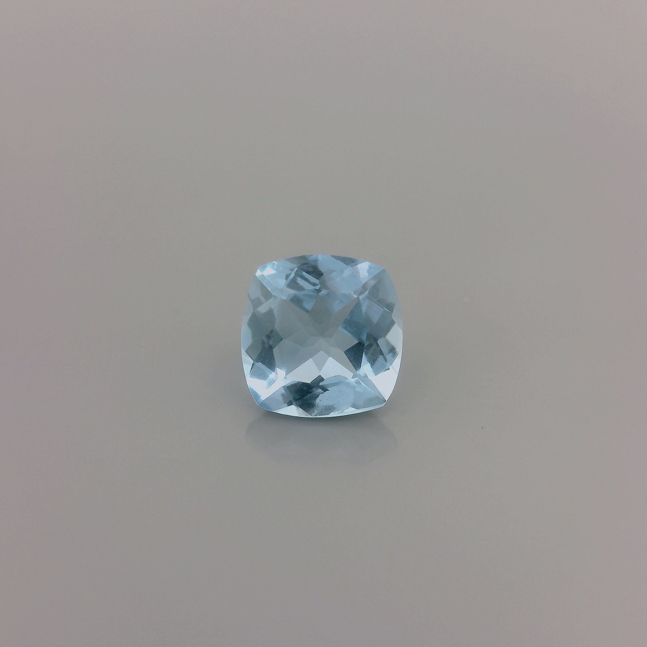 0.84 ct Cushion Blue Natural Aquamarine
