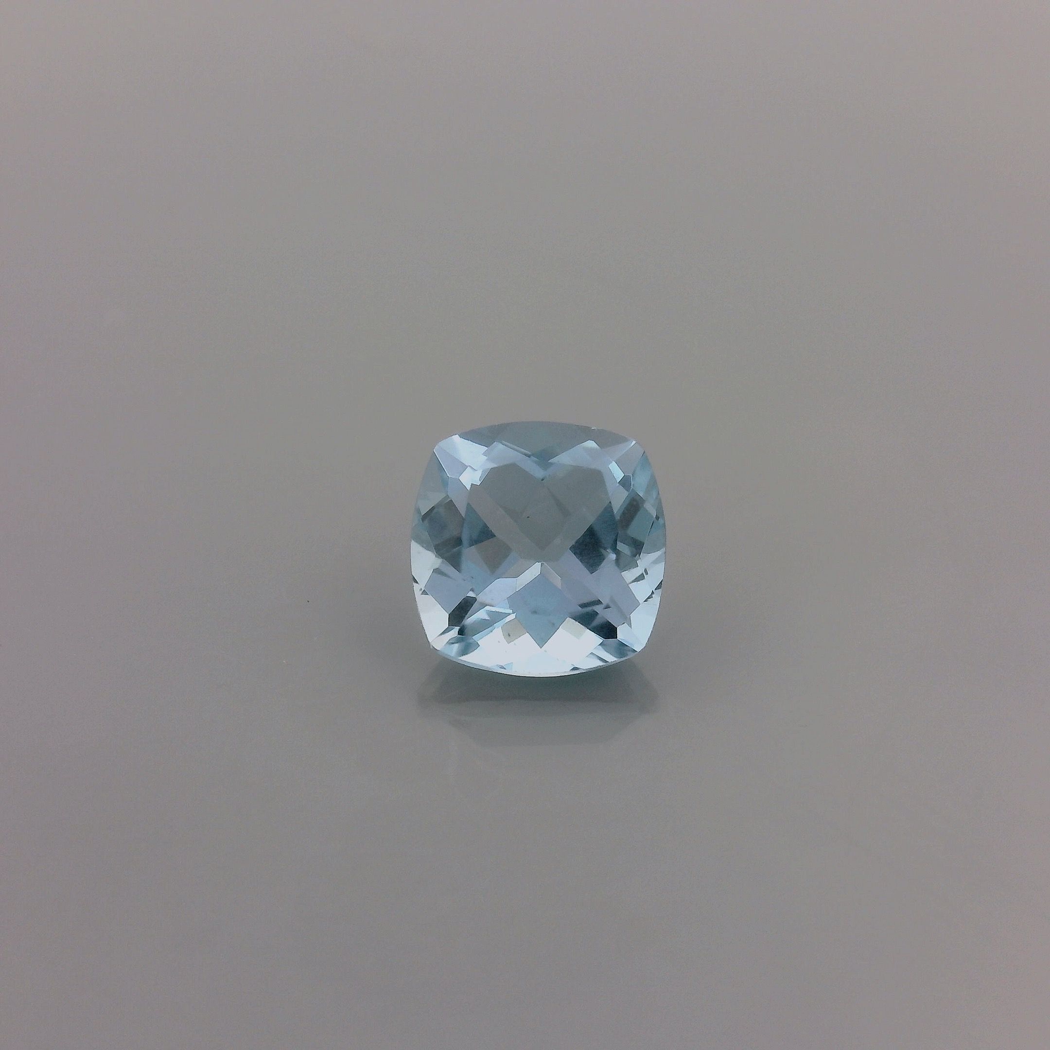 0.93 ct Cushion Blue Natural Aquamarine