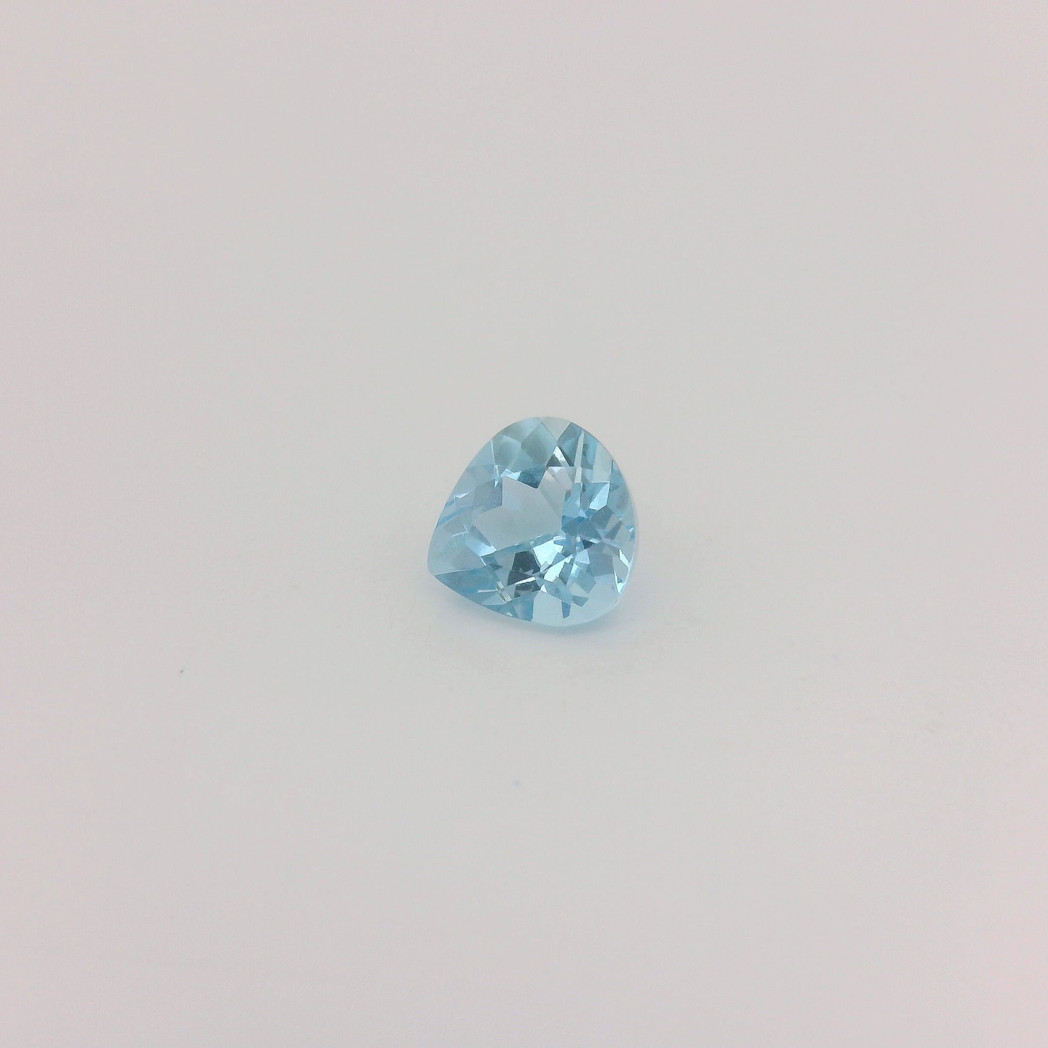 0.45 ct Pear Blue Natural Aquamarine