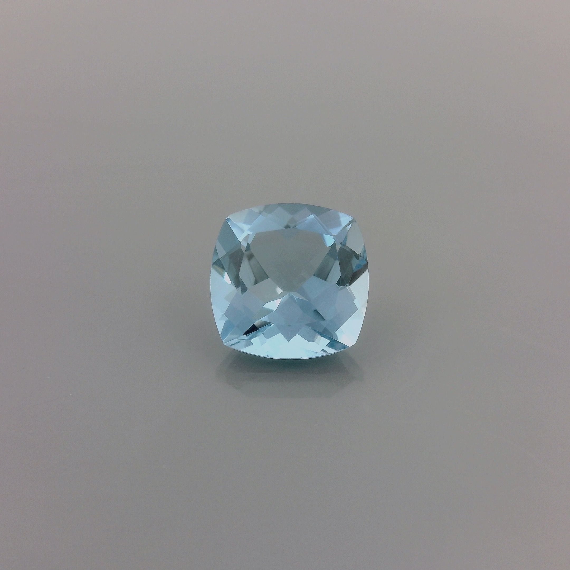 1.30 ct Cushion Blue Natural Aquamarine