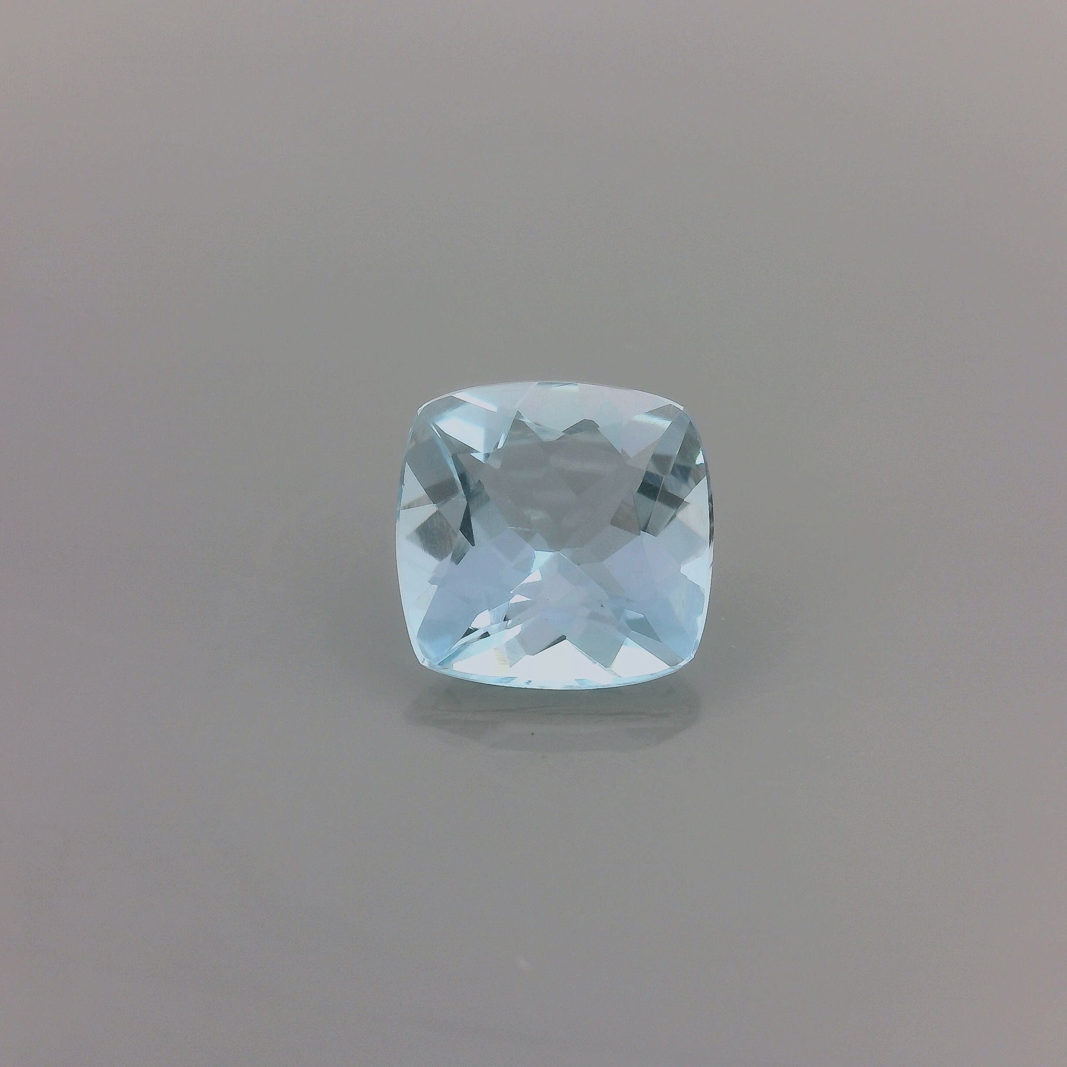 1.15 ct Cushion Blue Natural Aquamarine