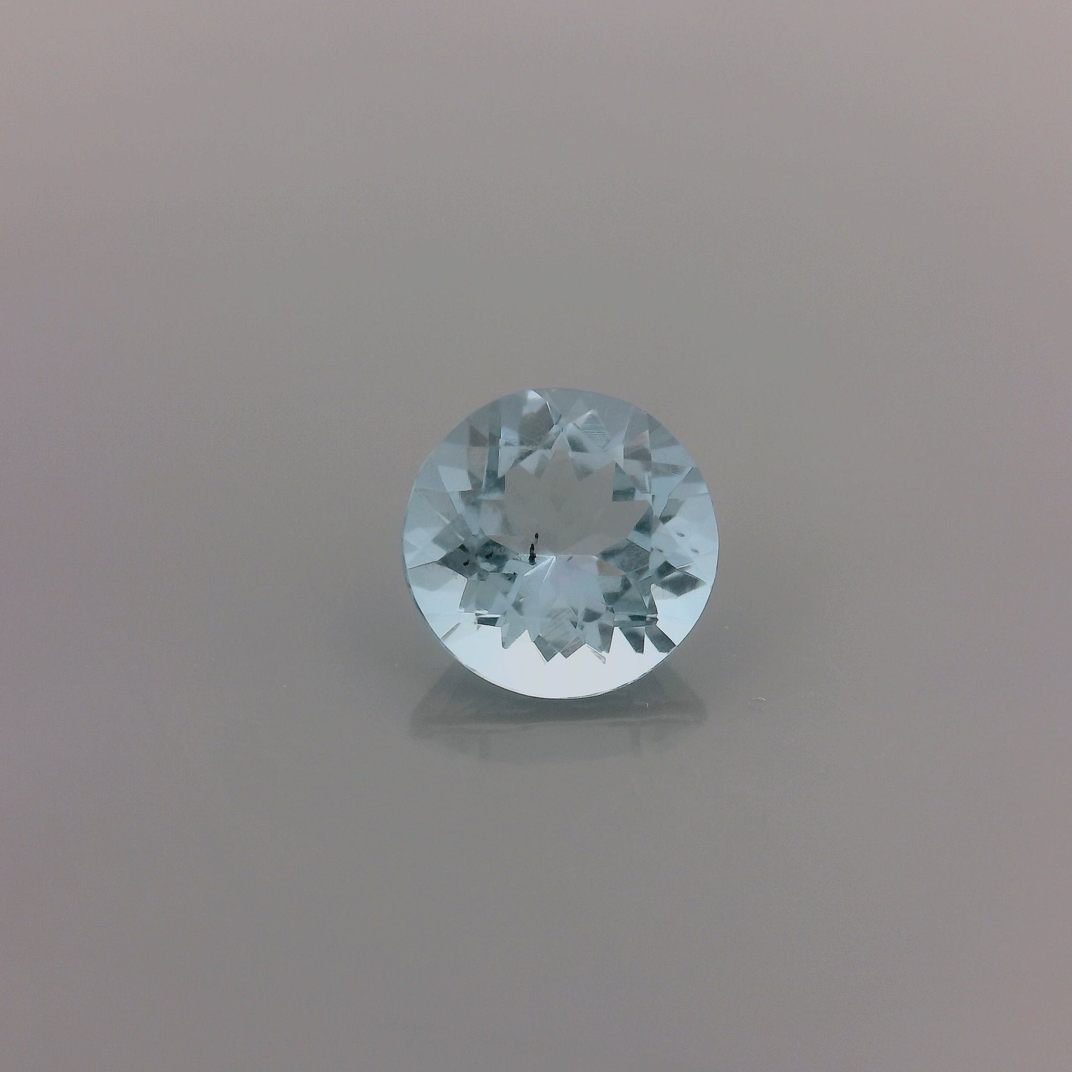 1.10 ct Round Blue Natural Aquamarine