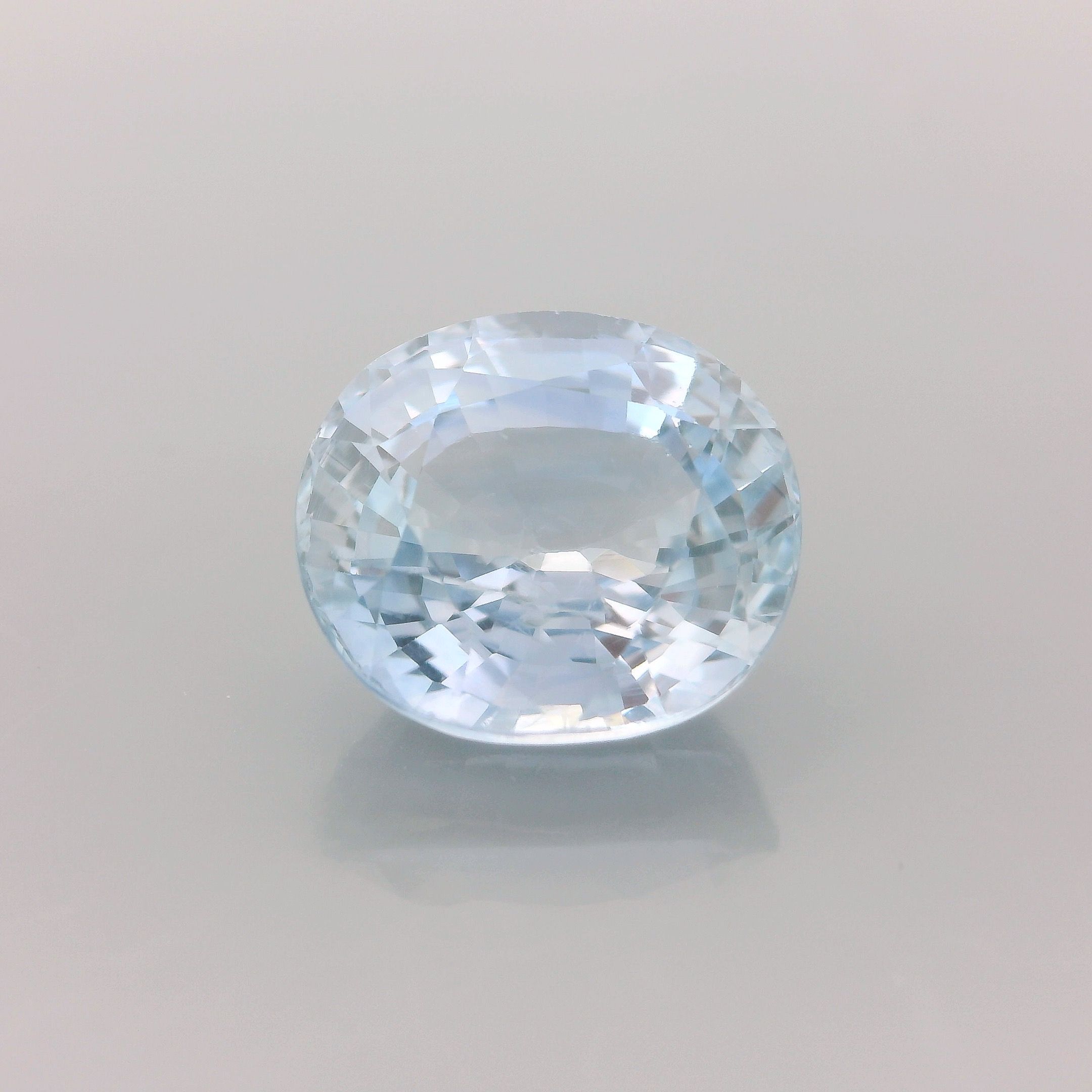 5.13 ct Oval Blue Natural Sapphire