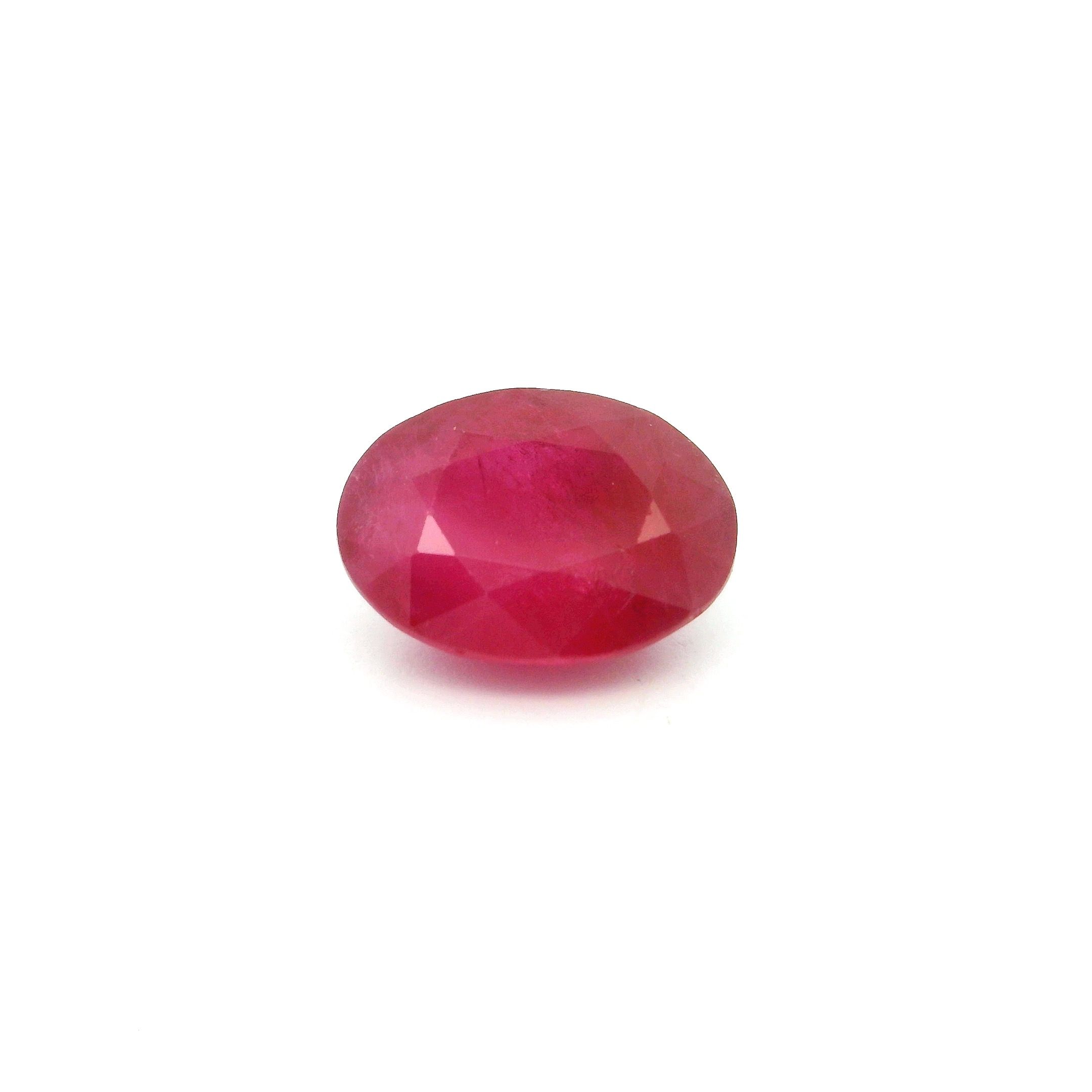 1.75 ct Oval Red Natural Ruby