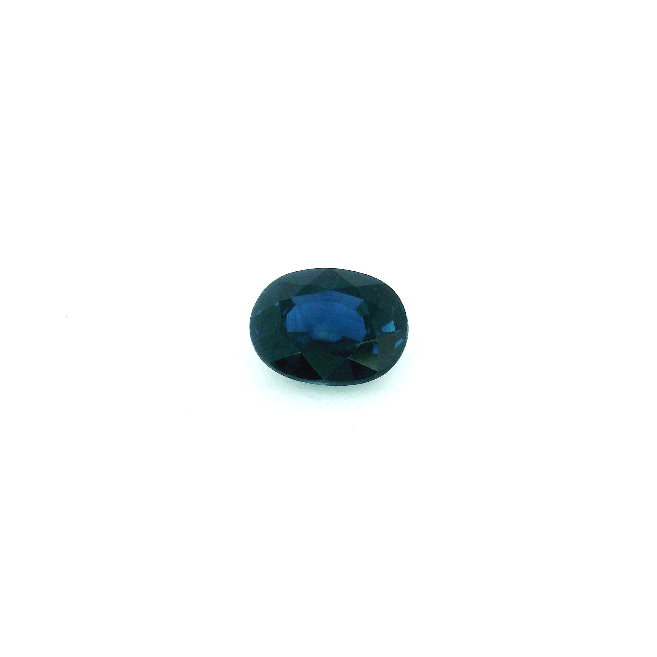 1.69 ct Oval Blue Natural Sapphire
