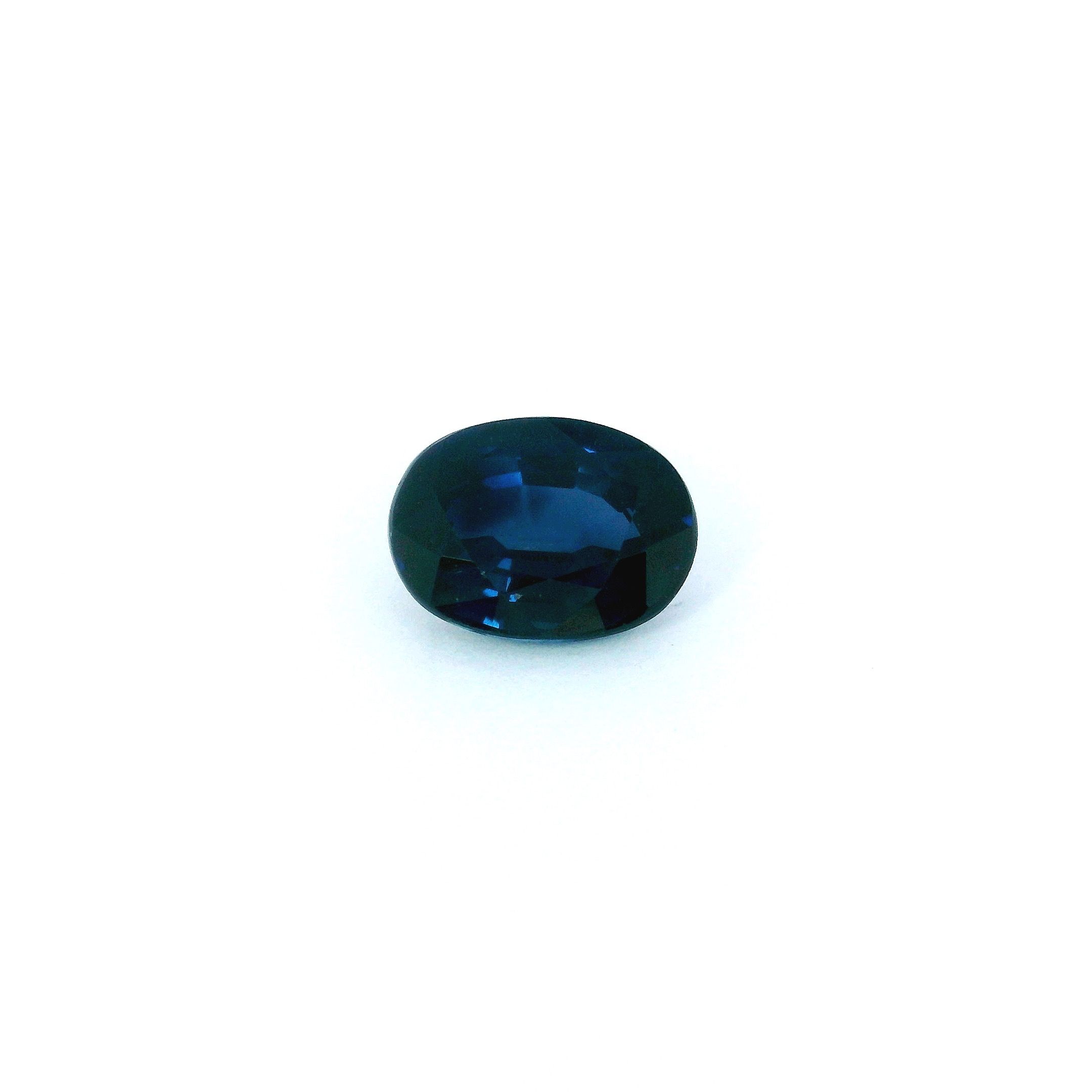 1.76 ct Oval Blue Natural Sapphire