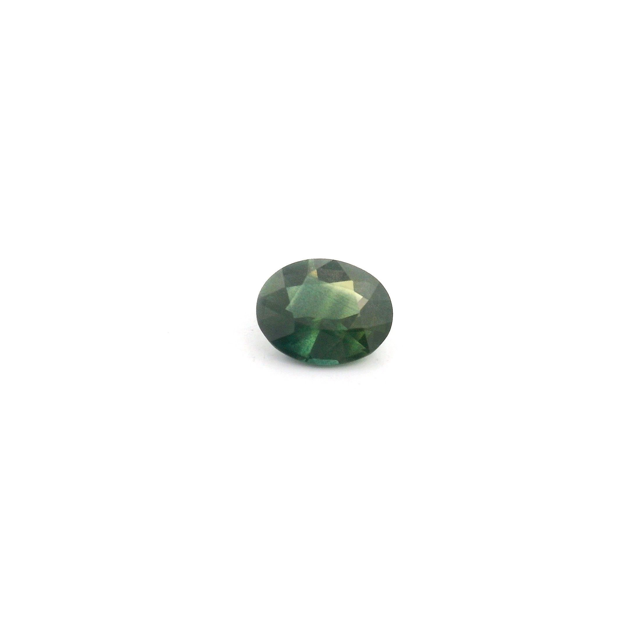 0.67 ct Oval Green Natural Sapphire