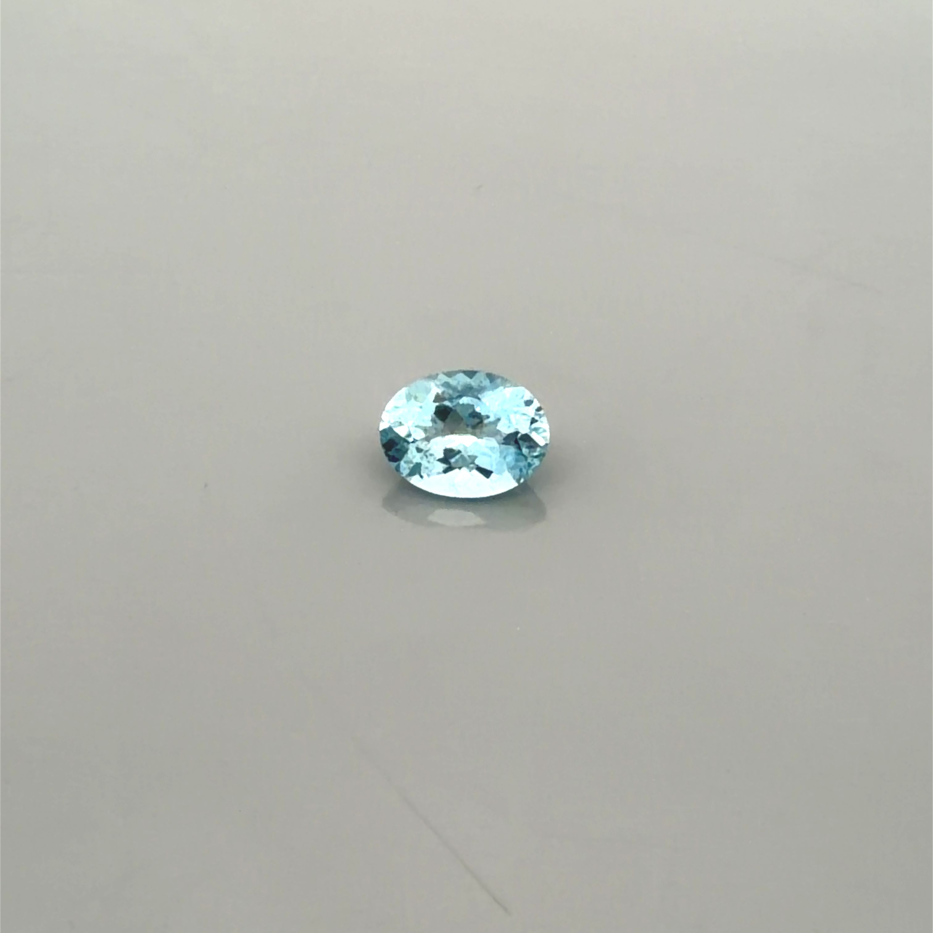 1.18 ct Oval Blue Natural Aquamarine