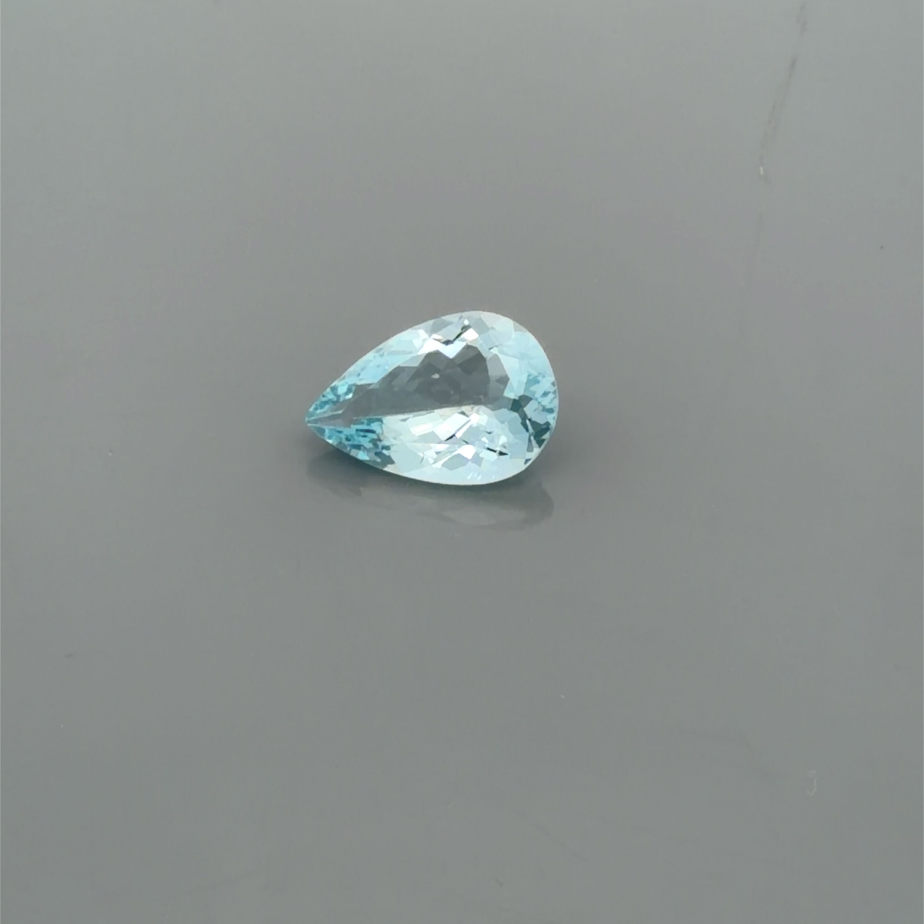3.11 ct Pear Blue Natural Aquamarine