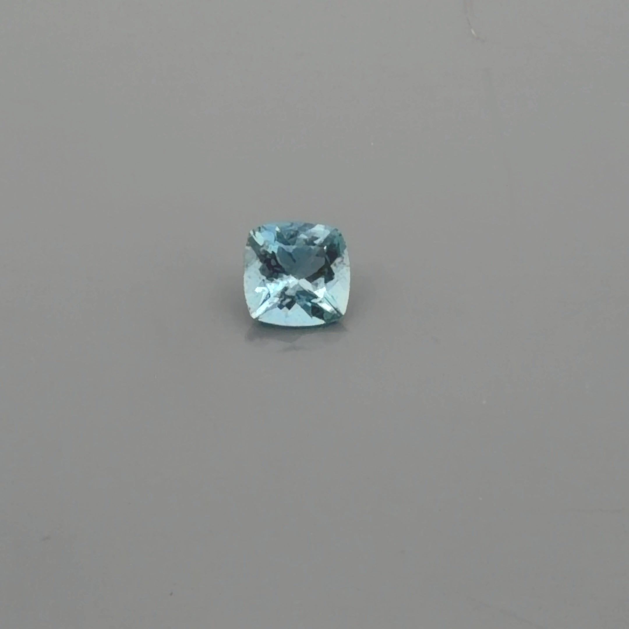 0.86 ct Cushion Blue Natural Aquamarine