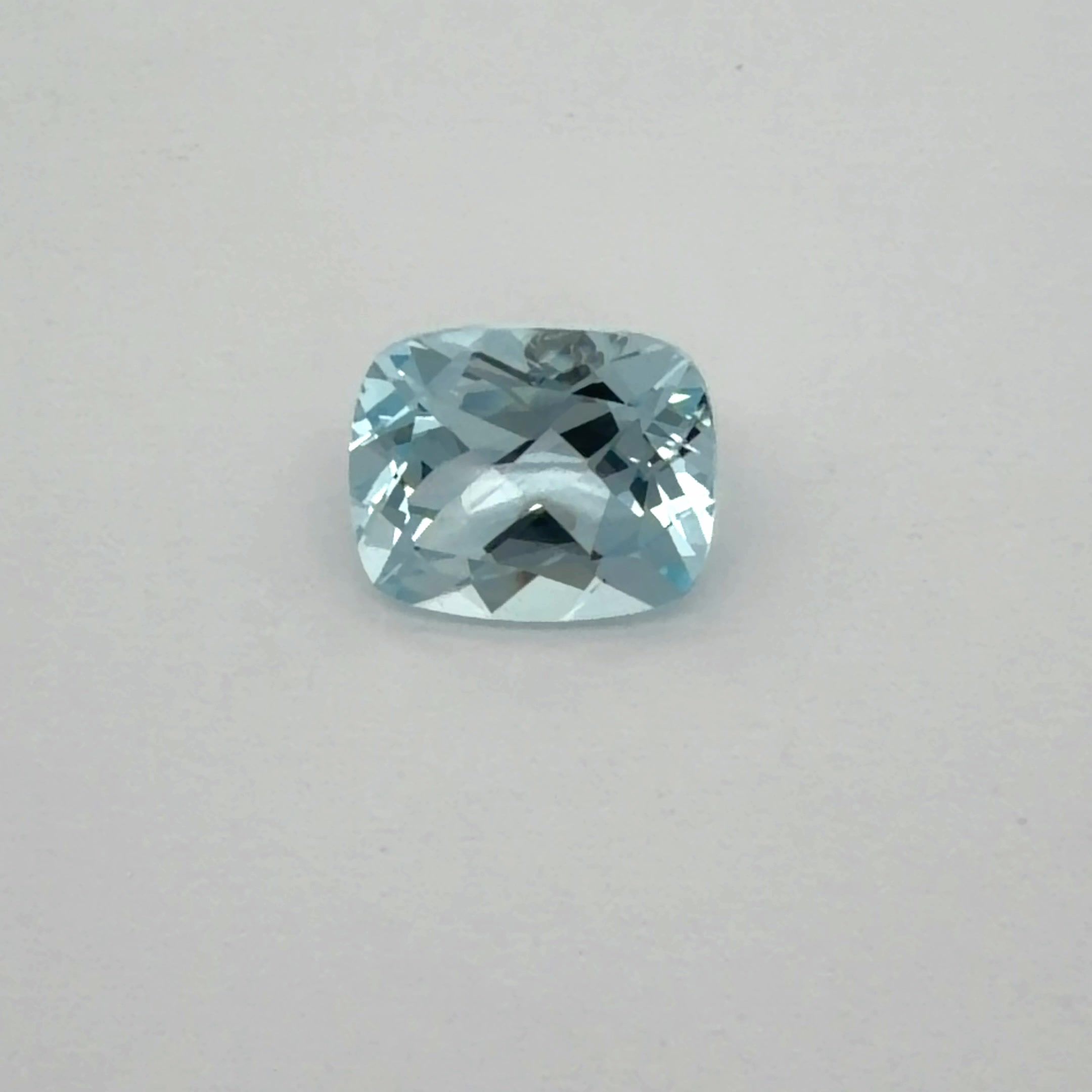 2.91 ct Cushion Blue Natural Aquamarine