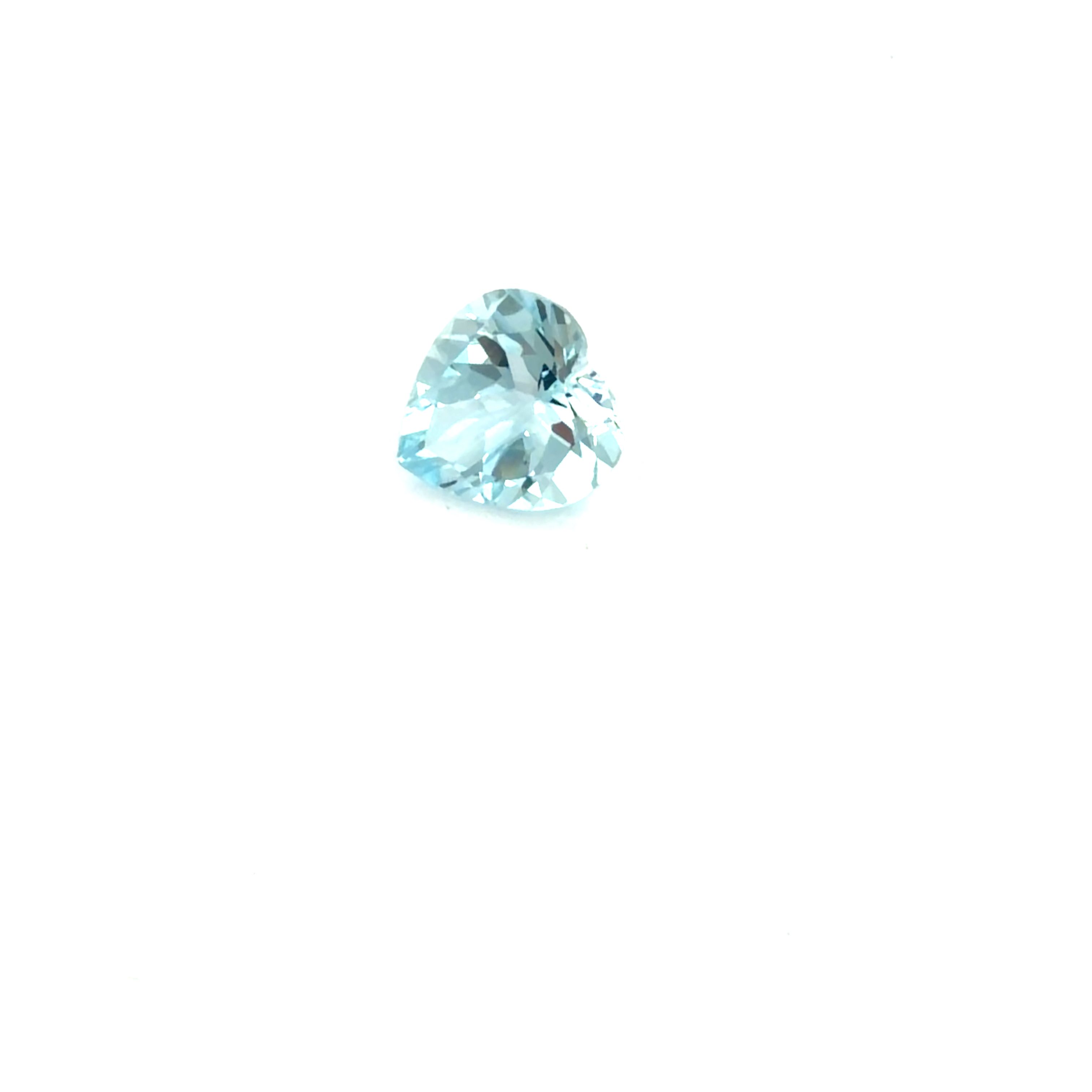 1.47 ct Heart Blue Natural Aquamarine
