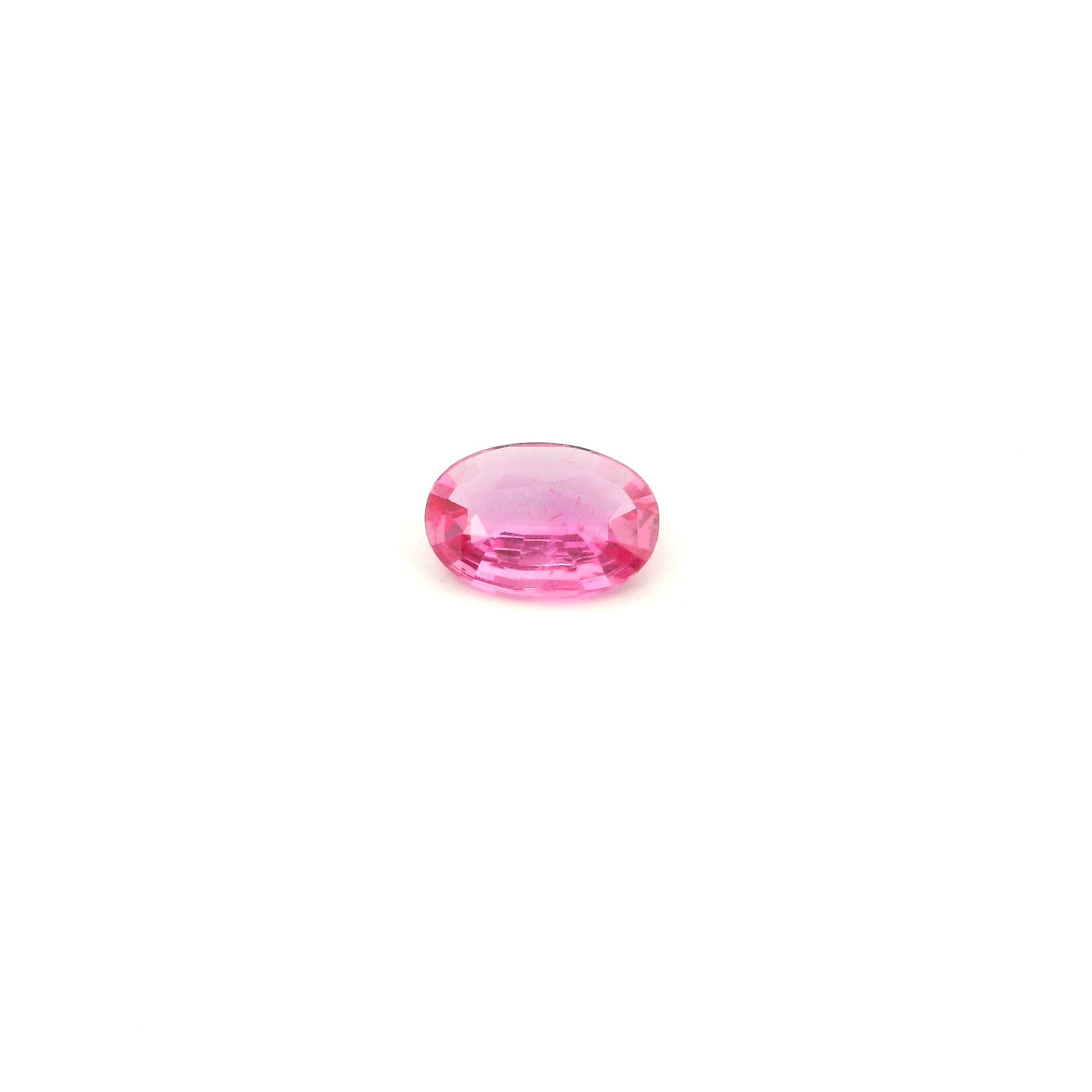 0.46 ct Oval Pink Natural Sapphire