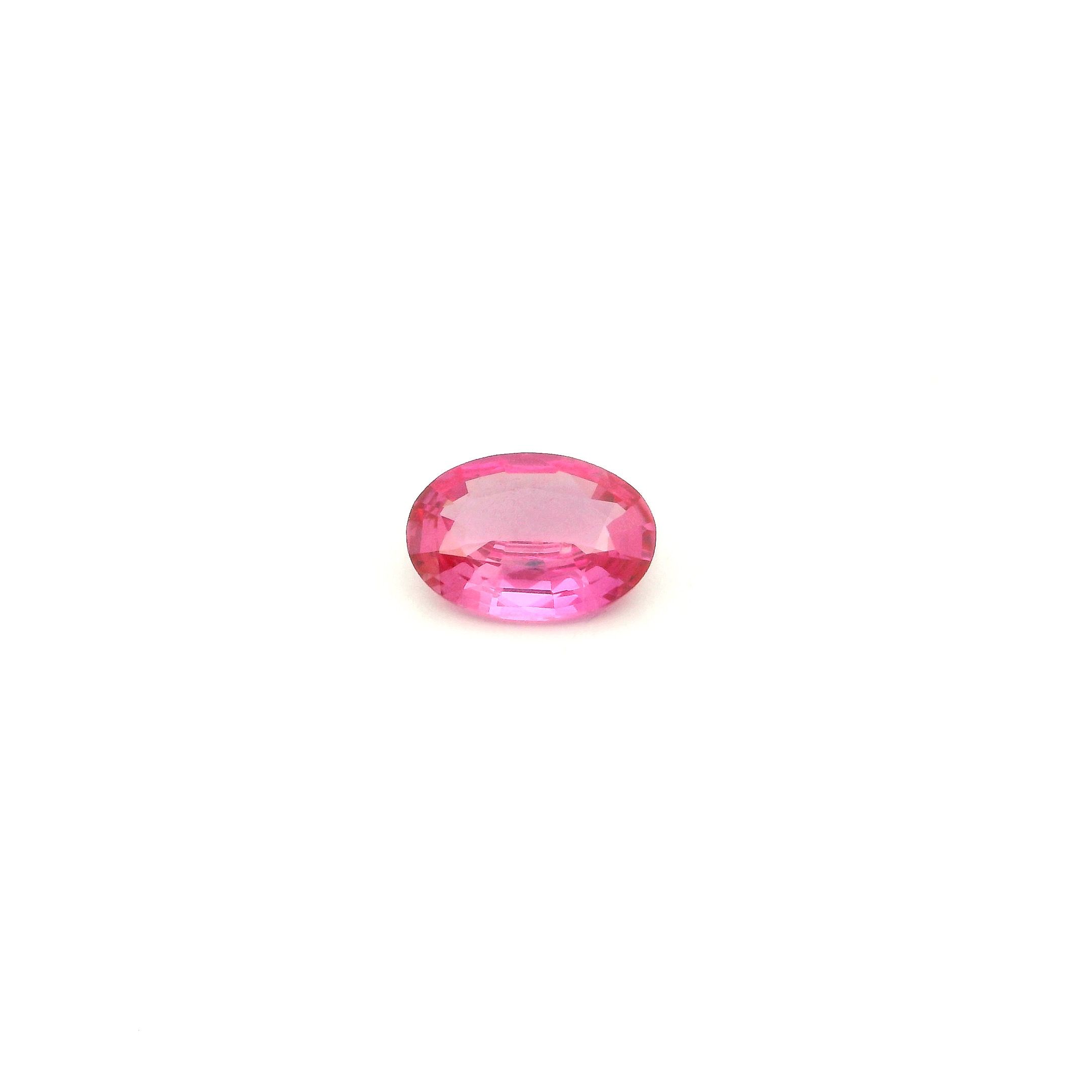 0.56 ct Oval Pink Natural Sapphire