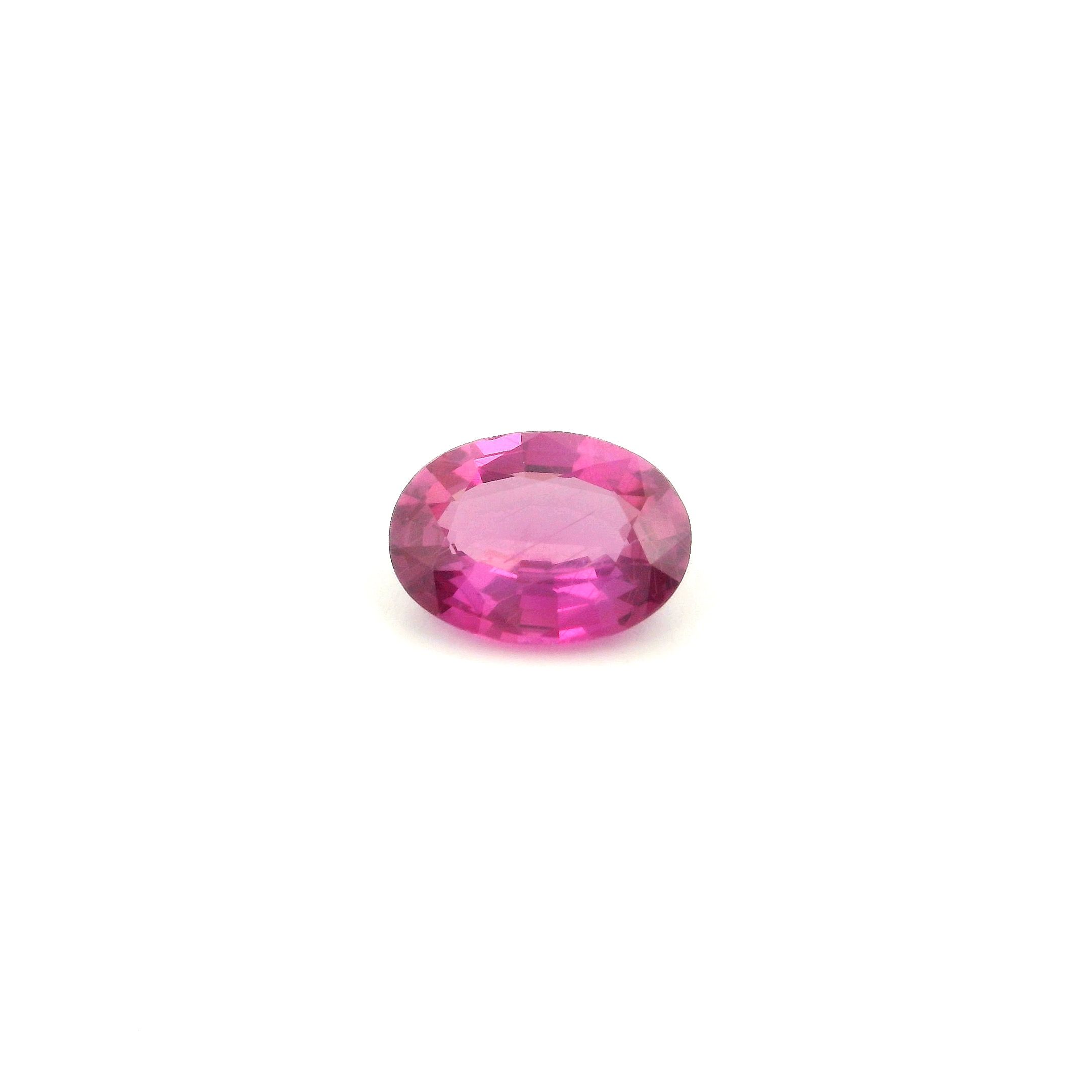 1.10 ct Oval Pink Natural Sapphire